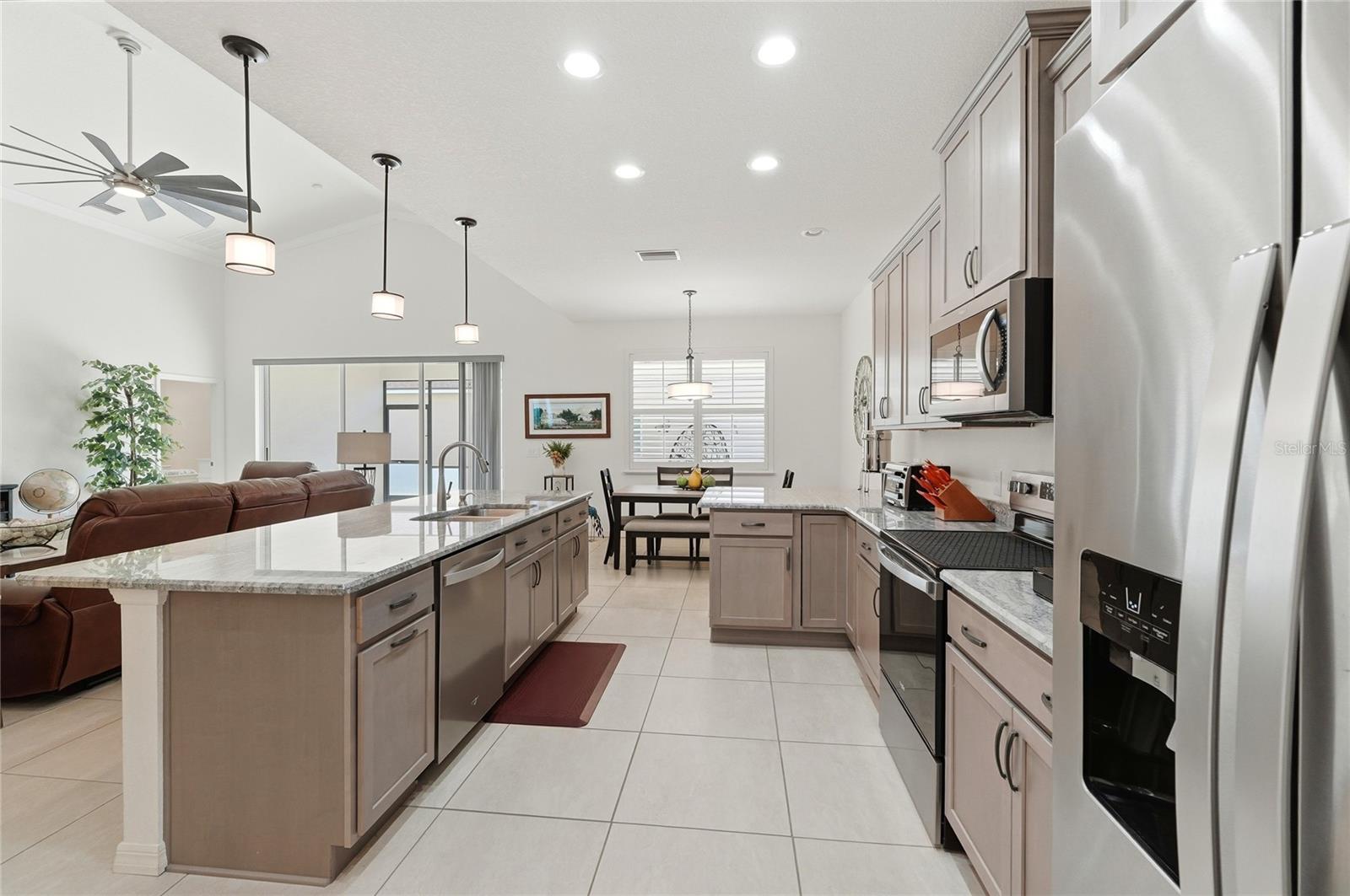 1033 SAWGRASS DR, WINTER HAVEN, FL, 33884