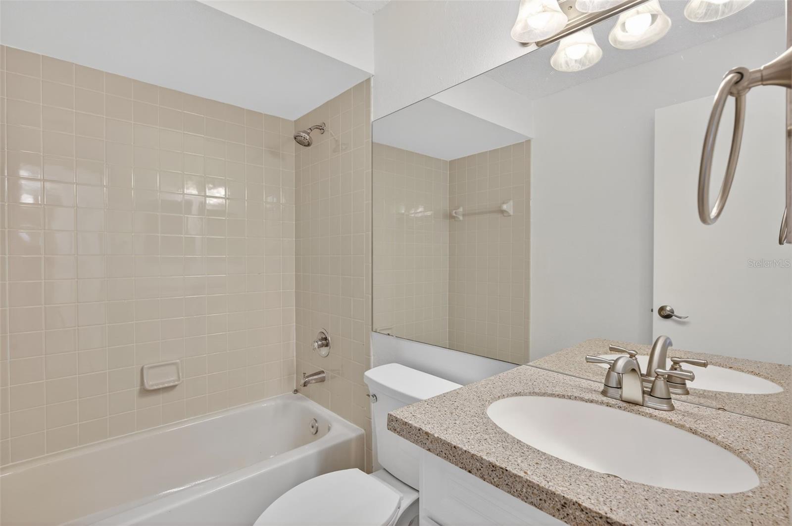 484 SANTA CRUZ PL NE #G, ST PETERSBURG, FL, 33703