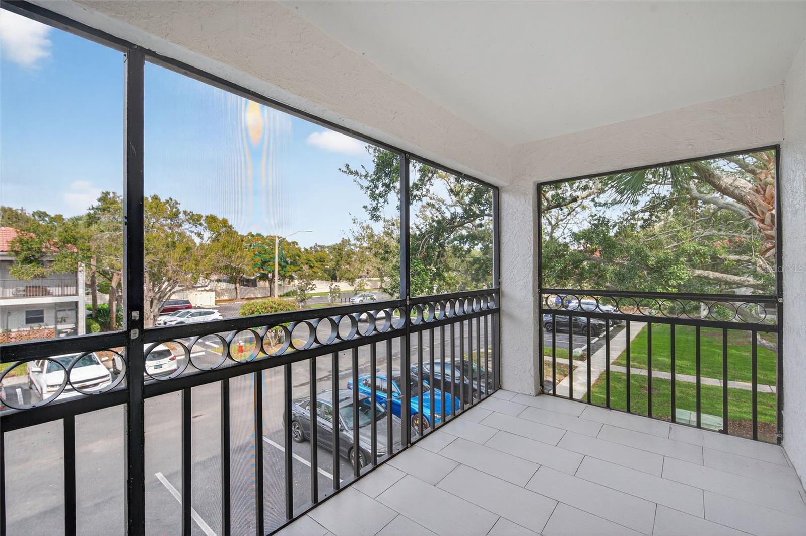 484 SANTA CRUZ PL NE #G, ST PETERSBURG, FL, 33703