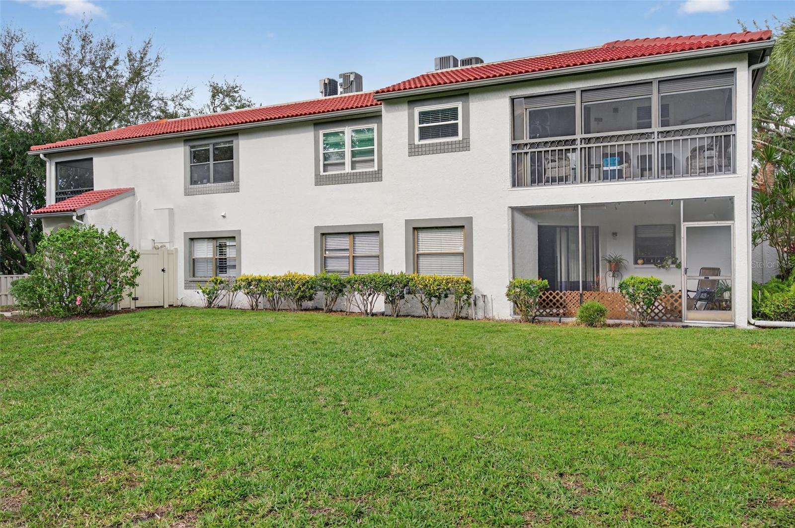 484 SANTA CRUZ PL NE #G, ST PETERSBURG, FL, 33703