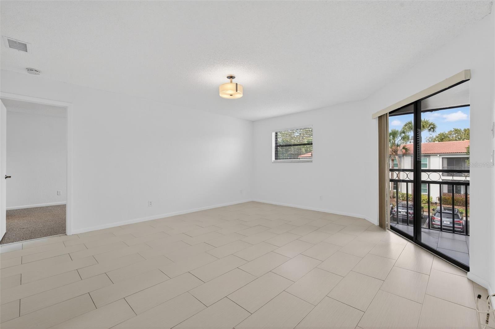 484 SANTA CRUZ PL NE #G, ST PETERSBURG, FL, 33703