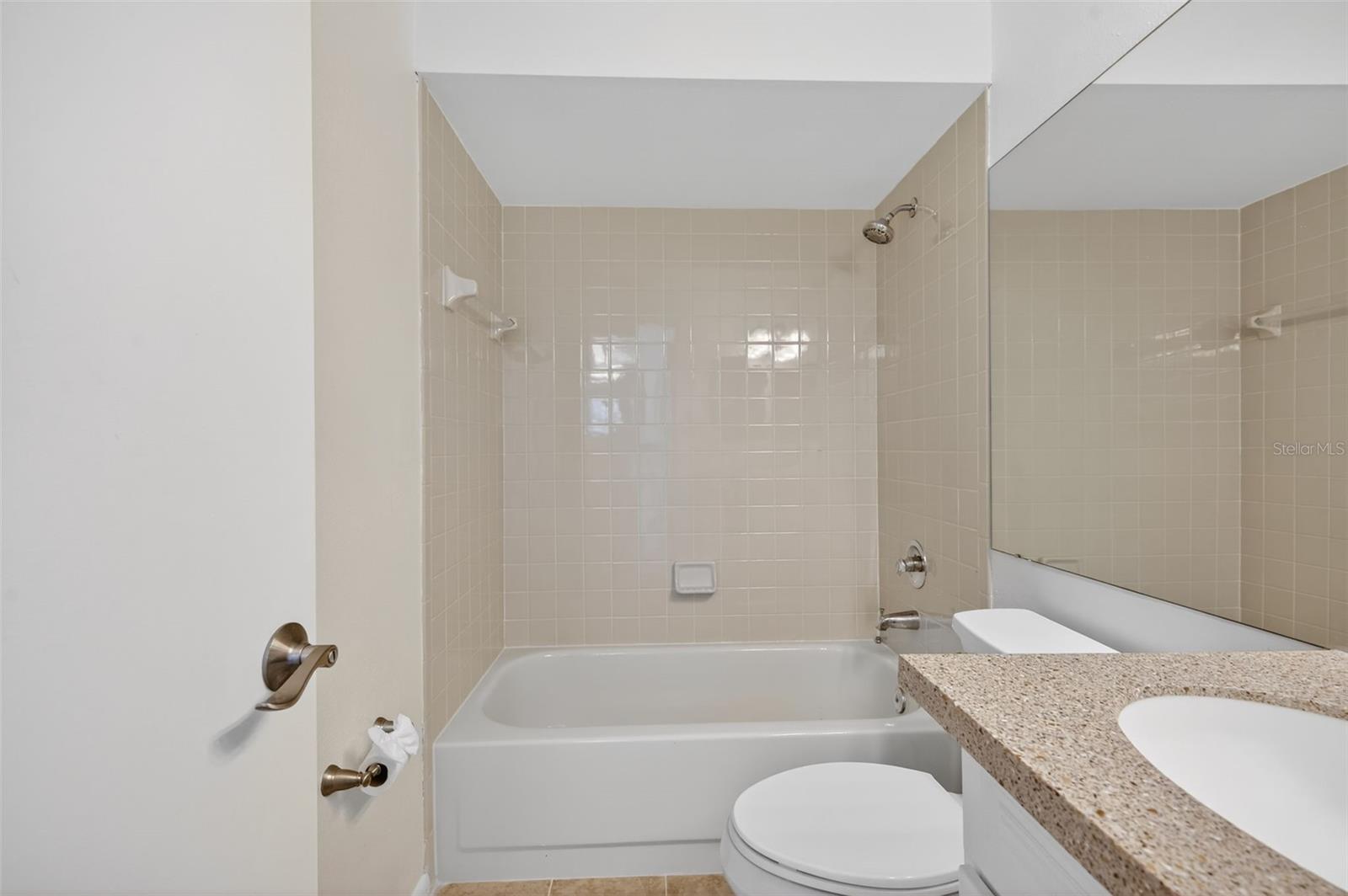 484 SANTA CRUZ PL NE #G, ST PETERSBURG, FL, 33703