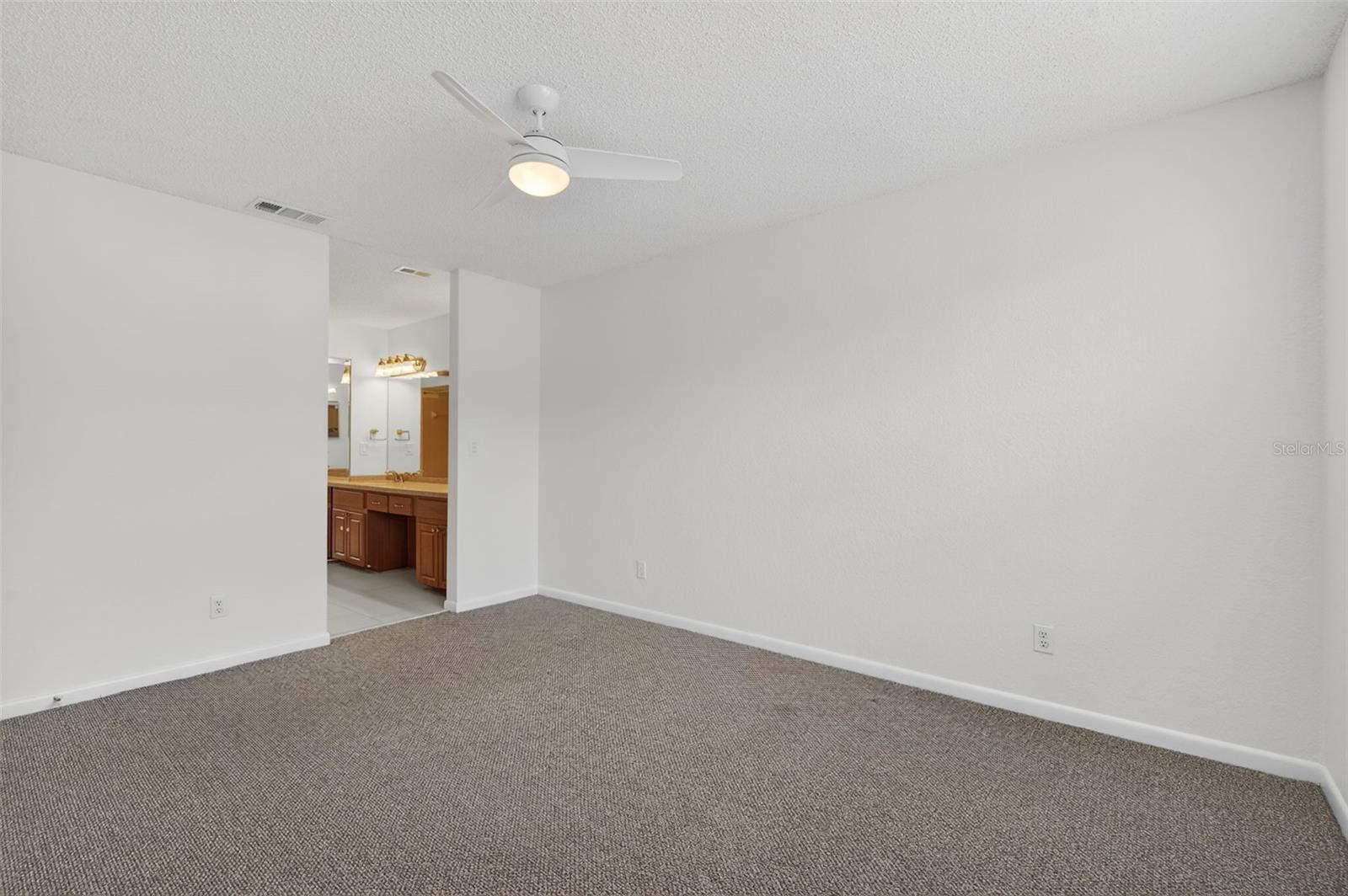 484 SANTA CRUZ PL NE #G, ST PETERSBURG, FL, 33703