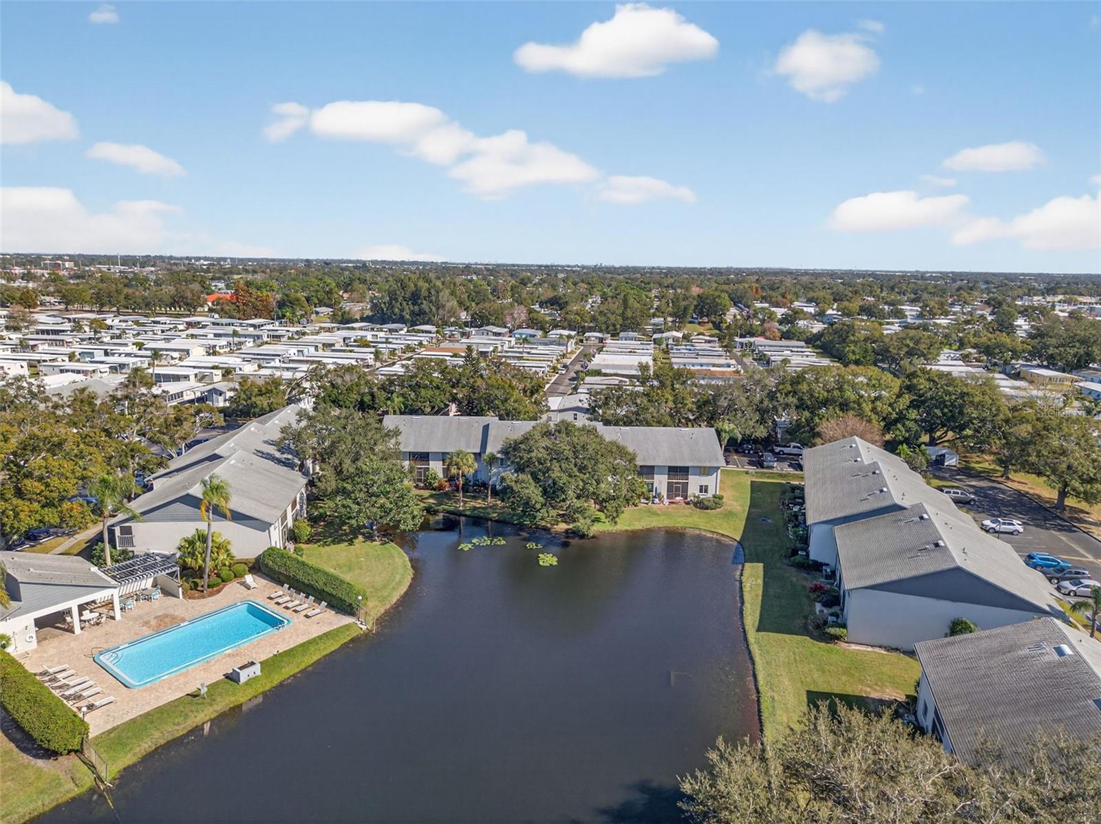 484 SANTA CRUZ PL NE #G, ST PETERSBURG, FL, 33703