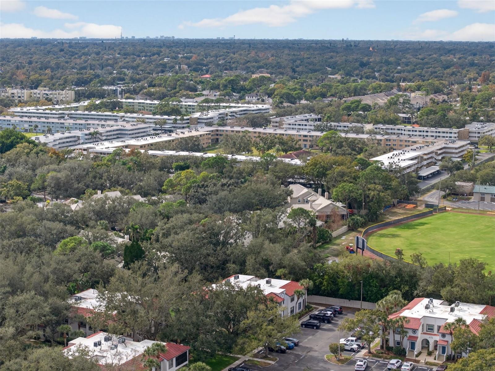 484 SANTA CRUZ PL NE #G, ST PETERSBURG, FL, 33703