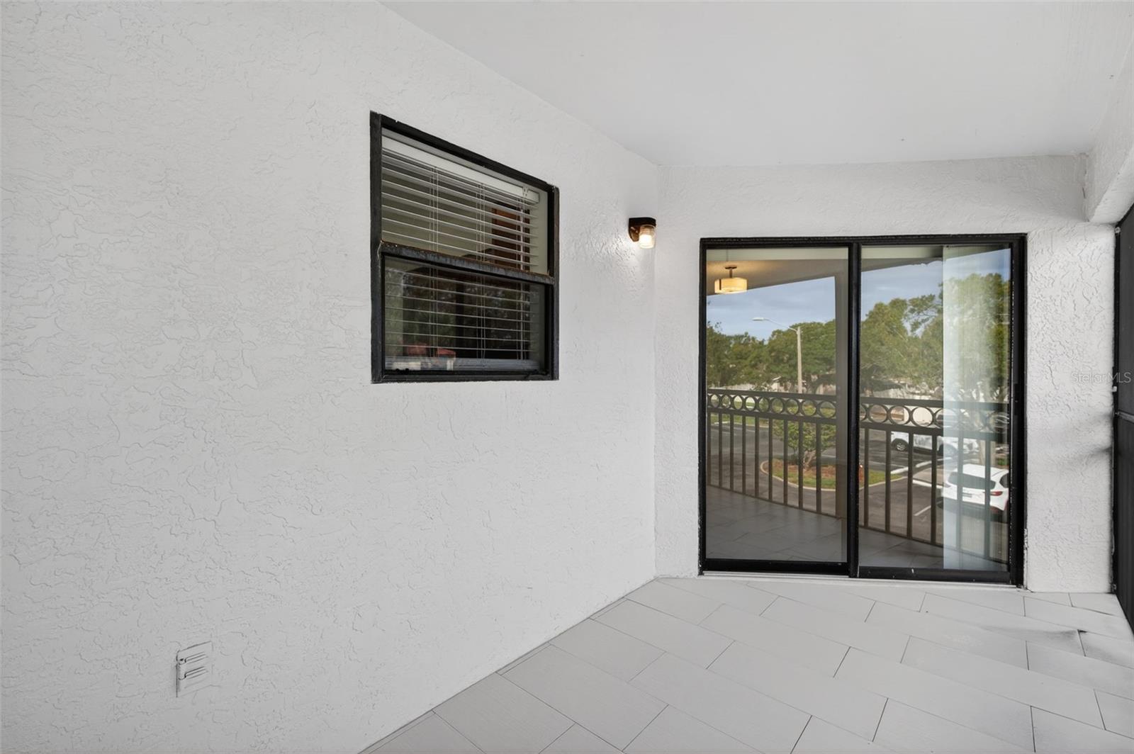 484 SANTA CRUZ PL NE #G, ST PETERSBURG, FL, 33703