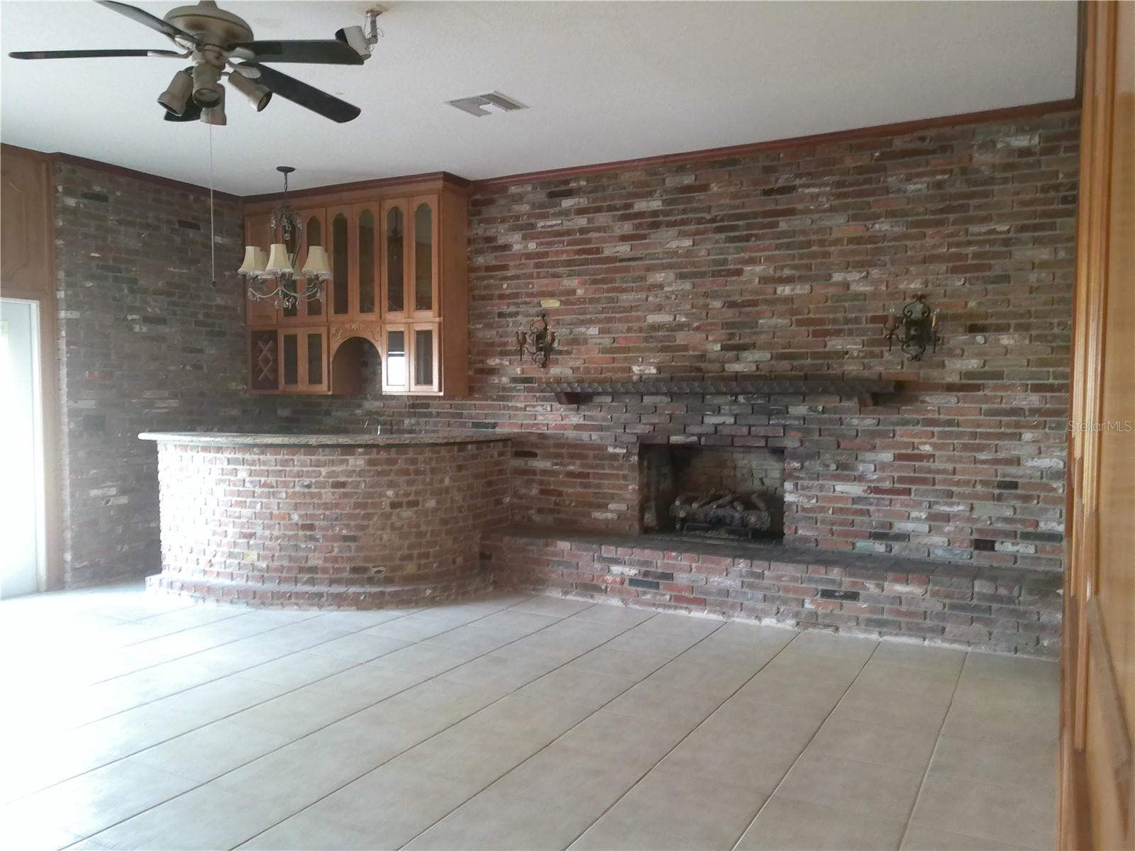 3821 E OSCEOLA RD, GENEVA, FL, 32732