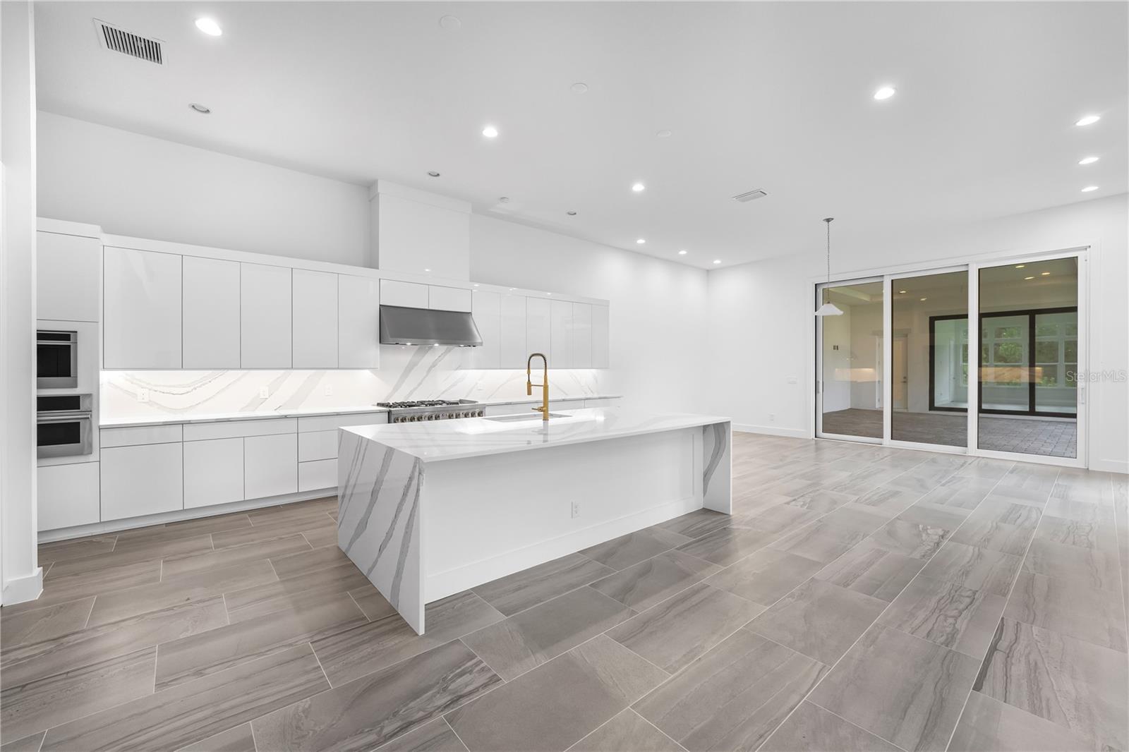 9847 LAUREL BERRY DR, ORLANDO, FL, 32827