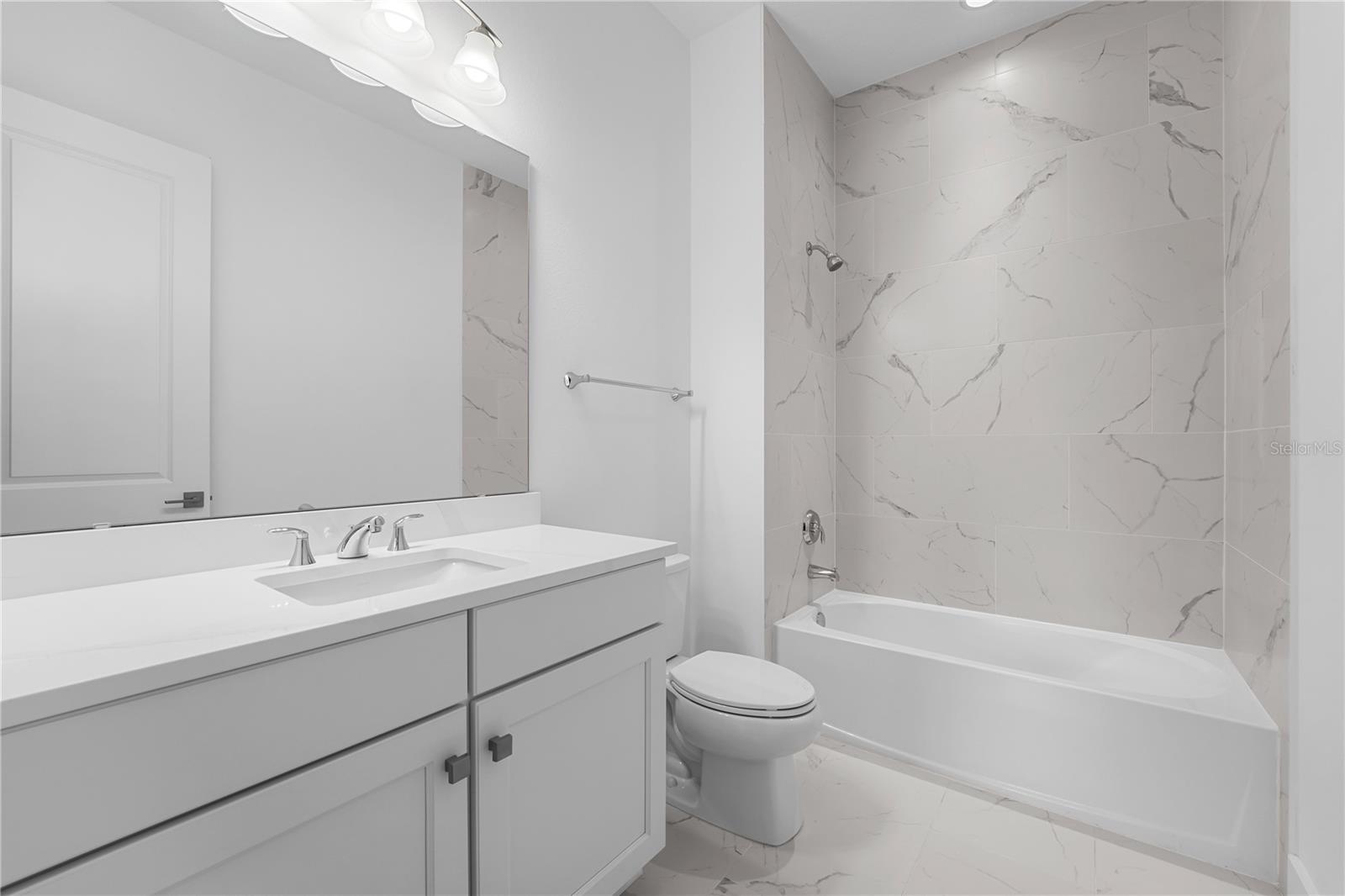 9847 LAUREL BERRY DR, ORLANDO, FL, 32827