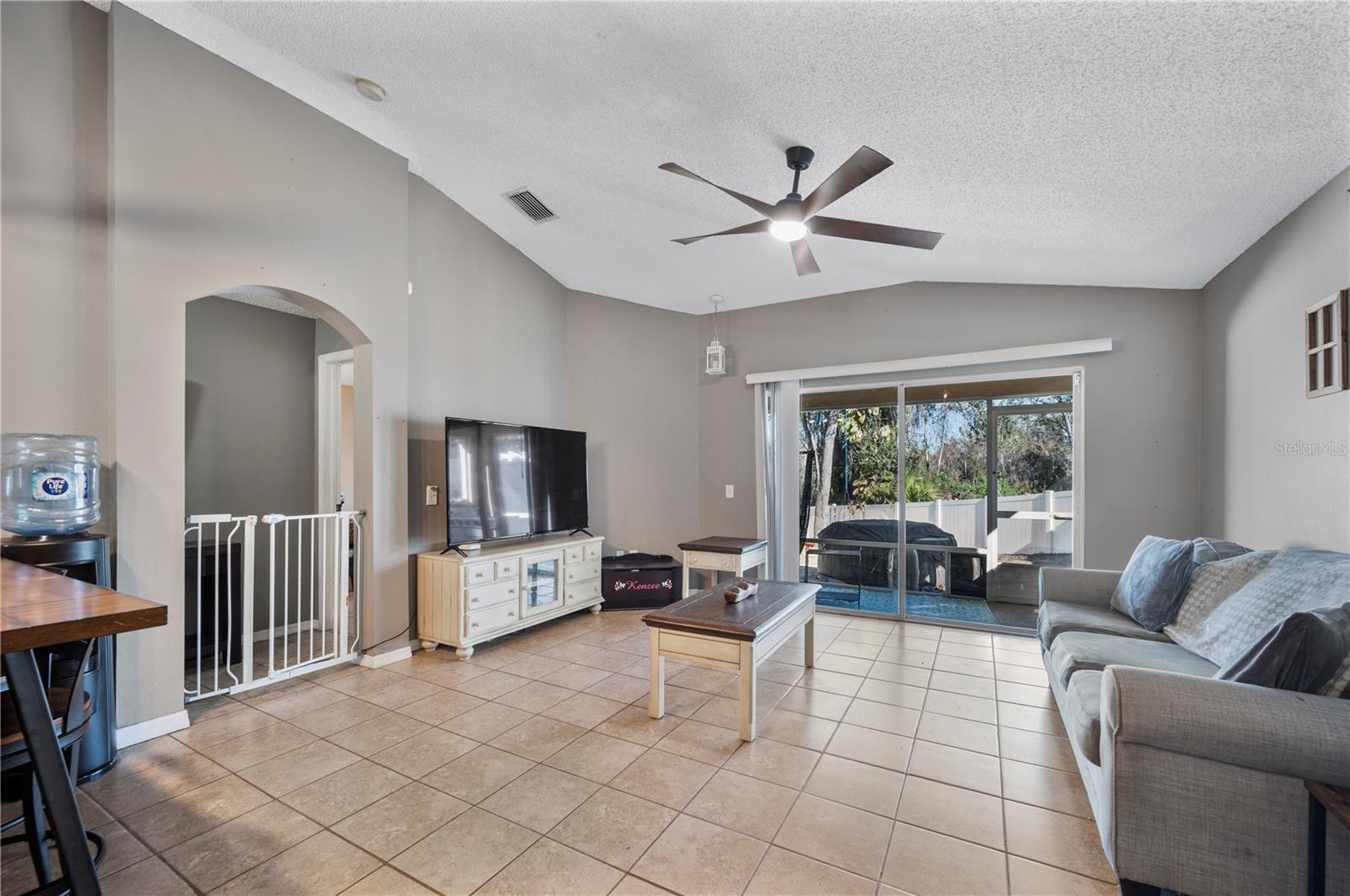 4504 COUNTRY HILLS BLVD, PLANT CITY, FL, 33563