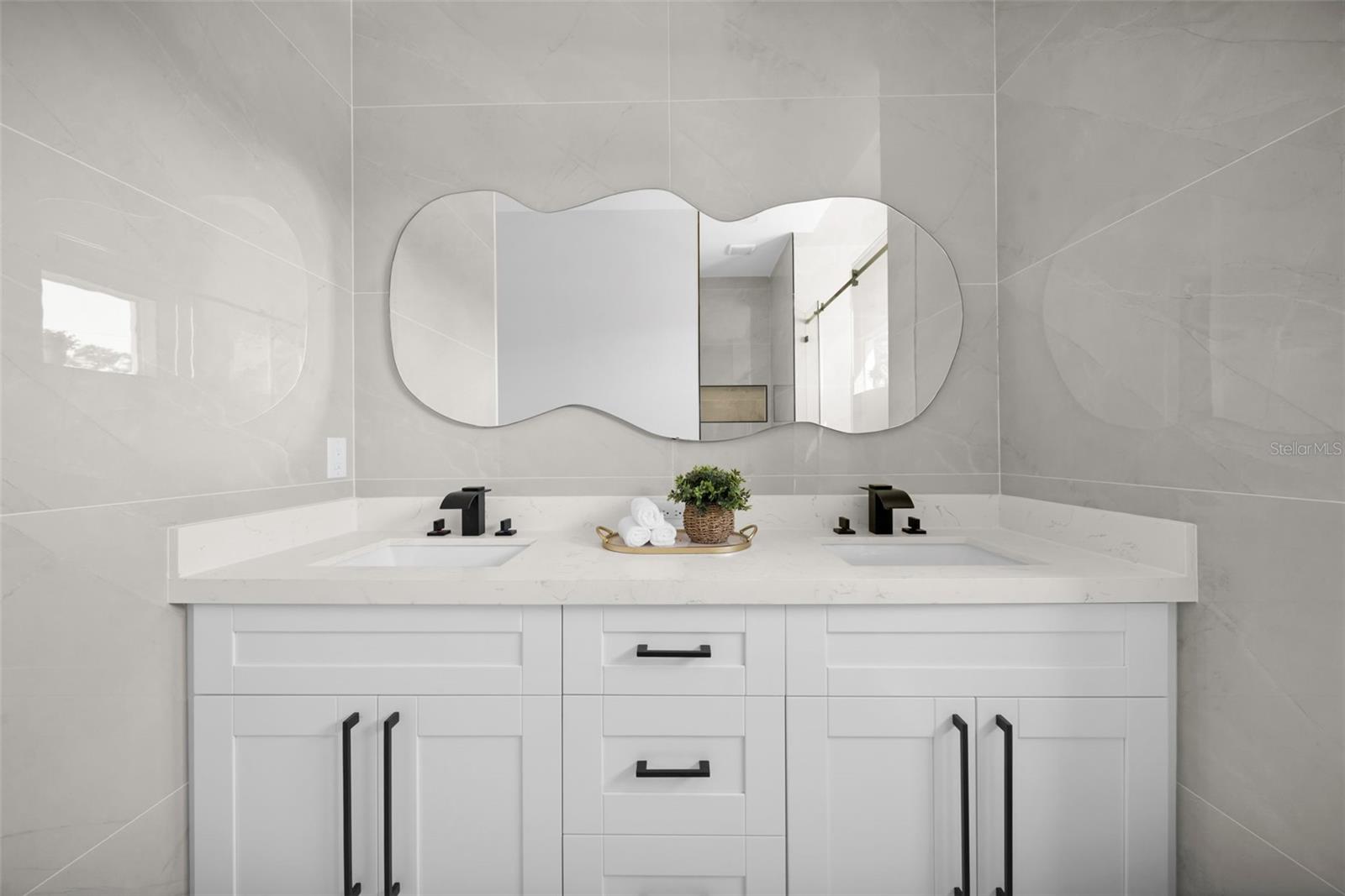 27376 NOTRE DAME BLVD, PUNTA GORDA, FL, 33955