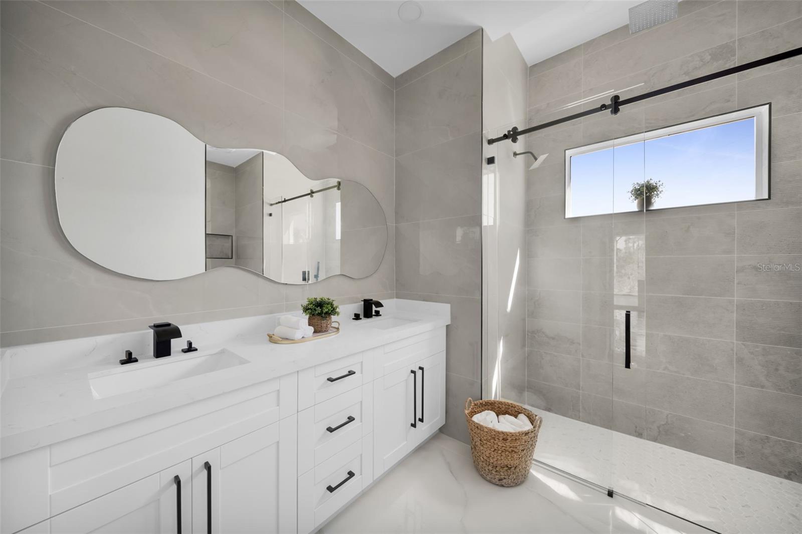 27376 NOTRE DAME BLVD, PUNTA GORDA, FL, 33955