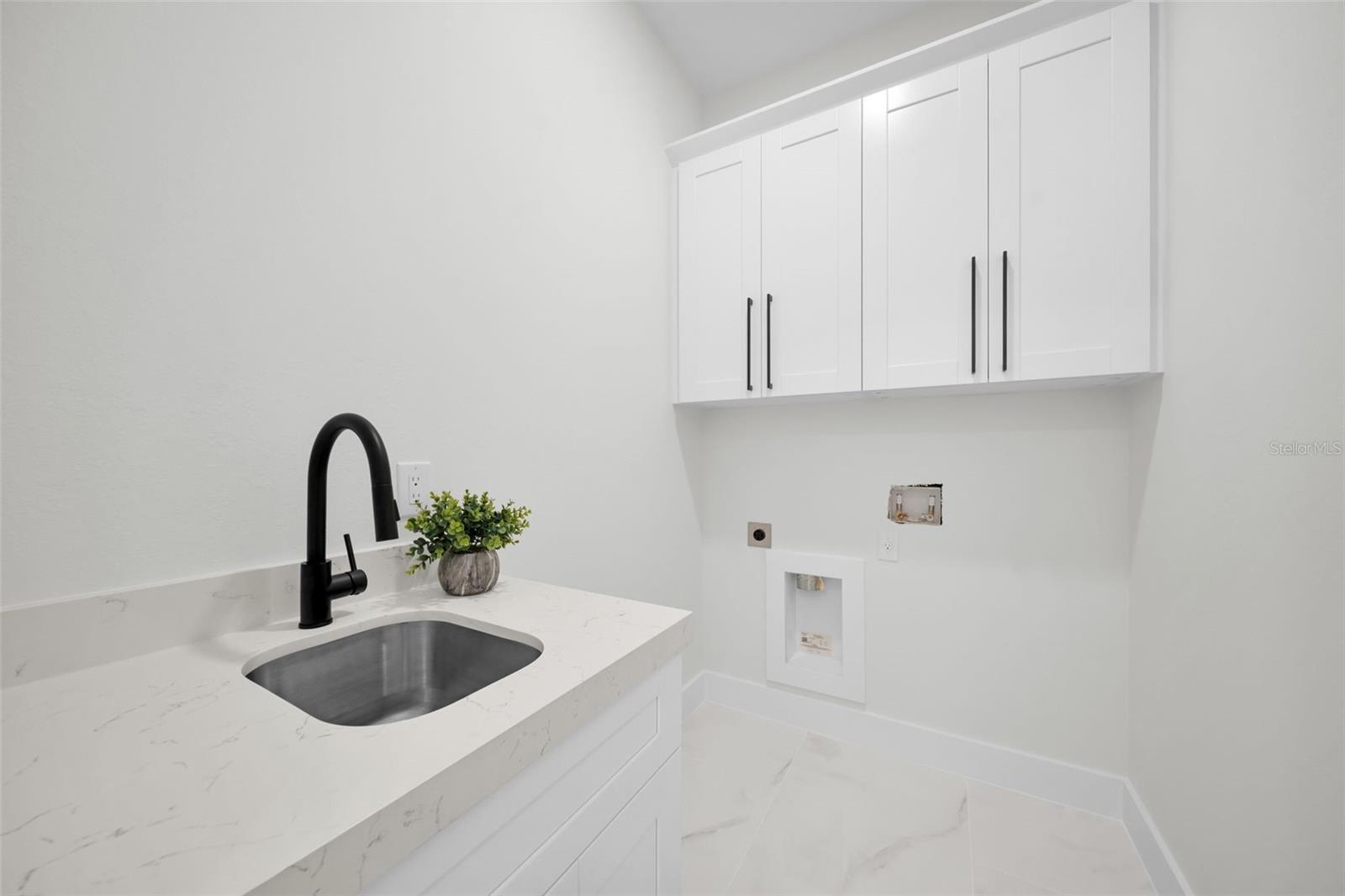 27376 NOTRE DAME BLVD, PUNTA GORDA, FL, 33955