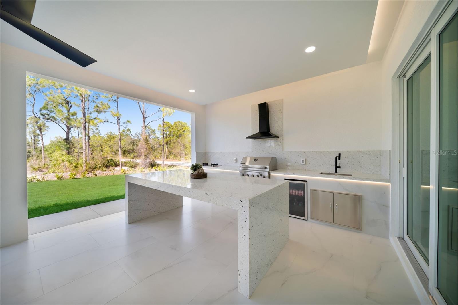 27376 NOTRE DAME BLVD, PUNTA GORDA, FL, 33955