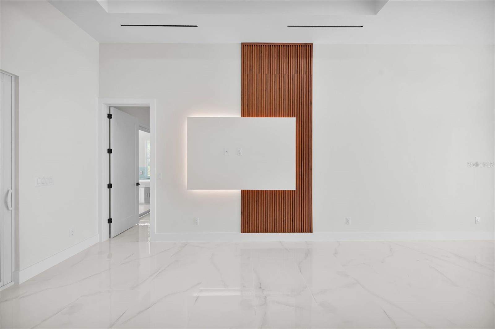 27376 NOTRE DAME BLVD, PUNTA GORDA, FL, 33955