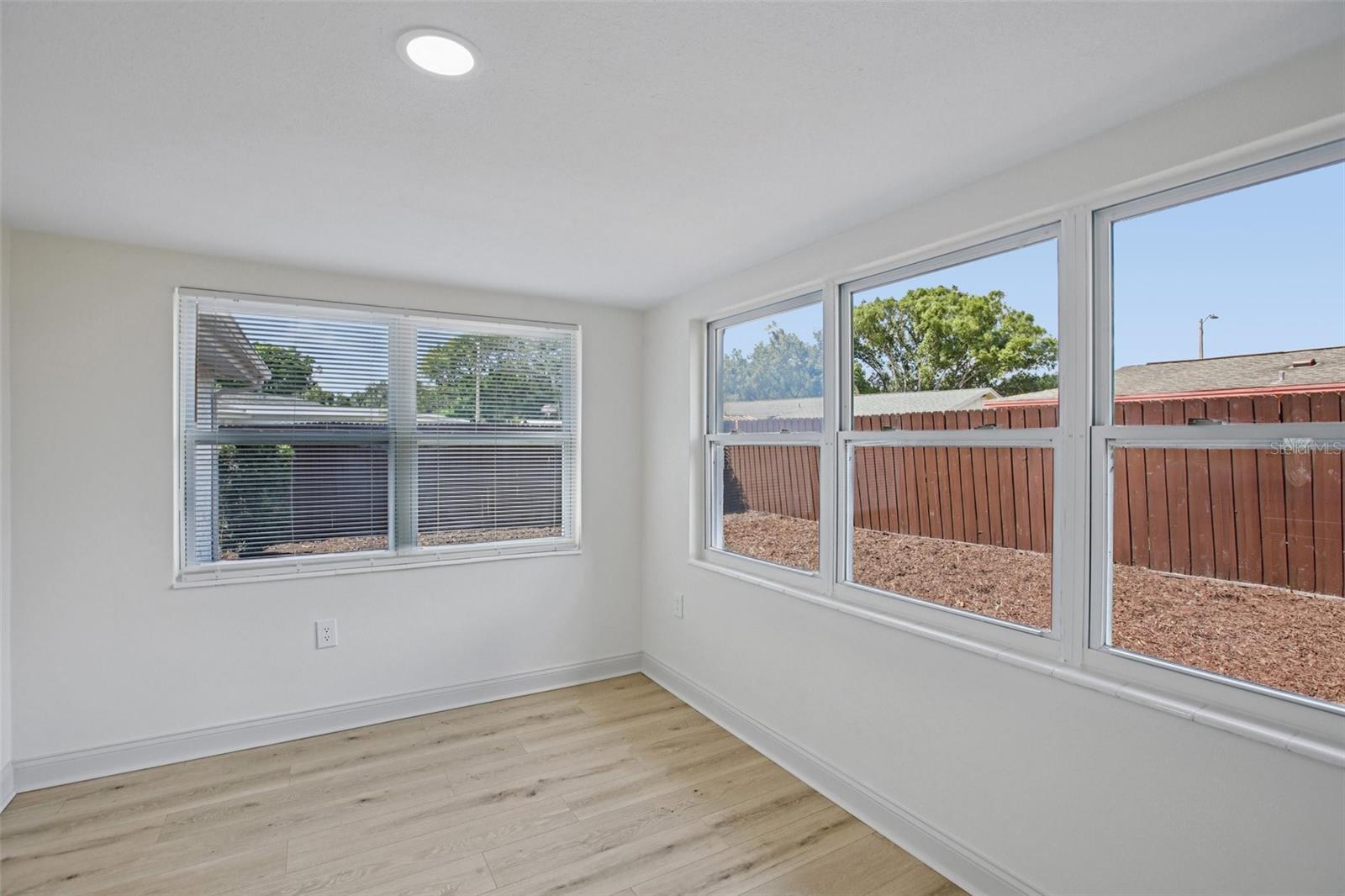 5753 10TH AVE, NEW PORT RICHEY, FL, 34652