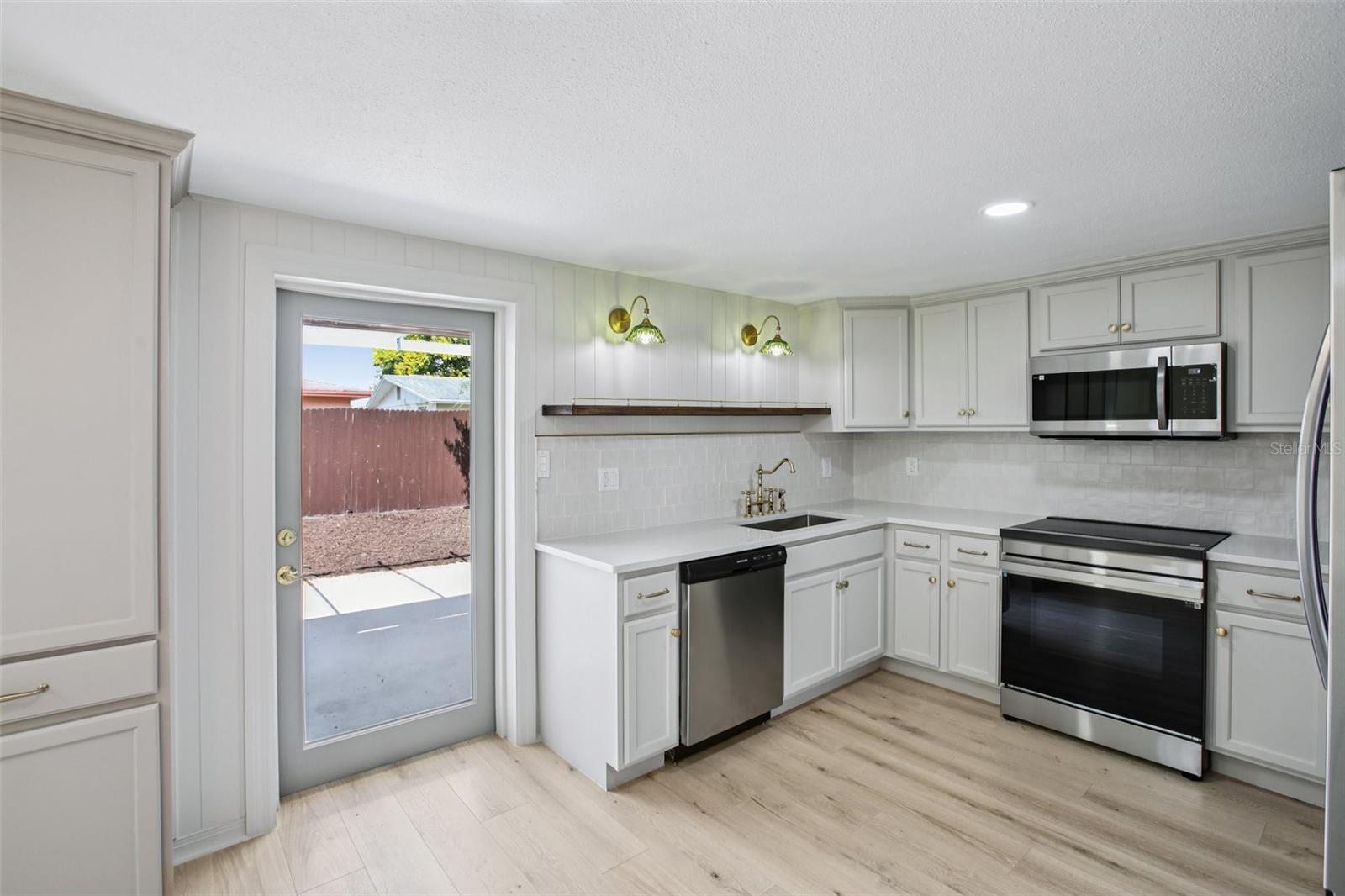 5753 10TH AVE, NEW PORT RICHEY, FL, 34652