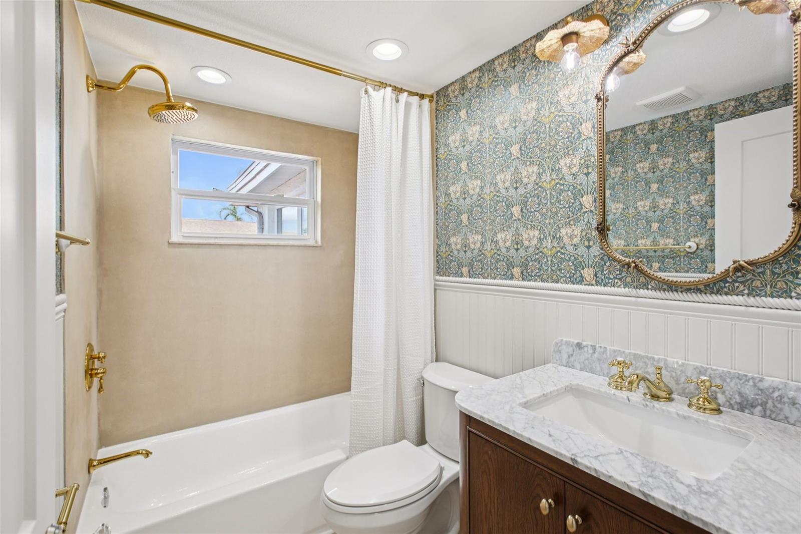 5753 10TH AVE, NEW PORT RICHEY, FL, 34652