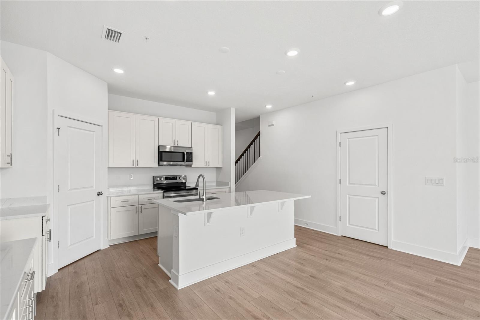 2438 MAGNOLIA RESERVE RD, OCOEE, FL, 34761