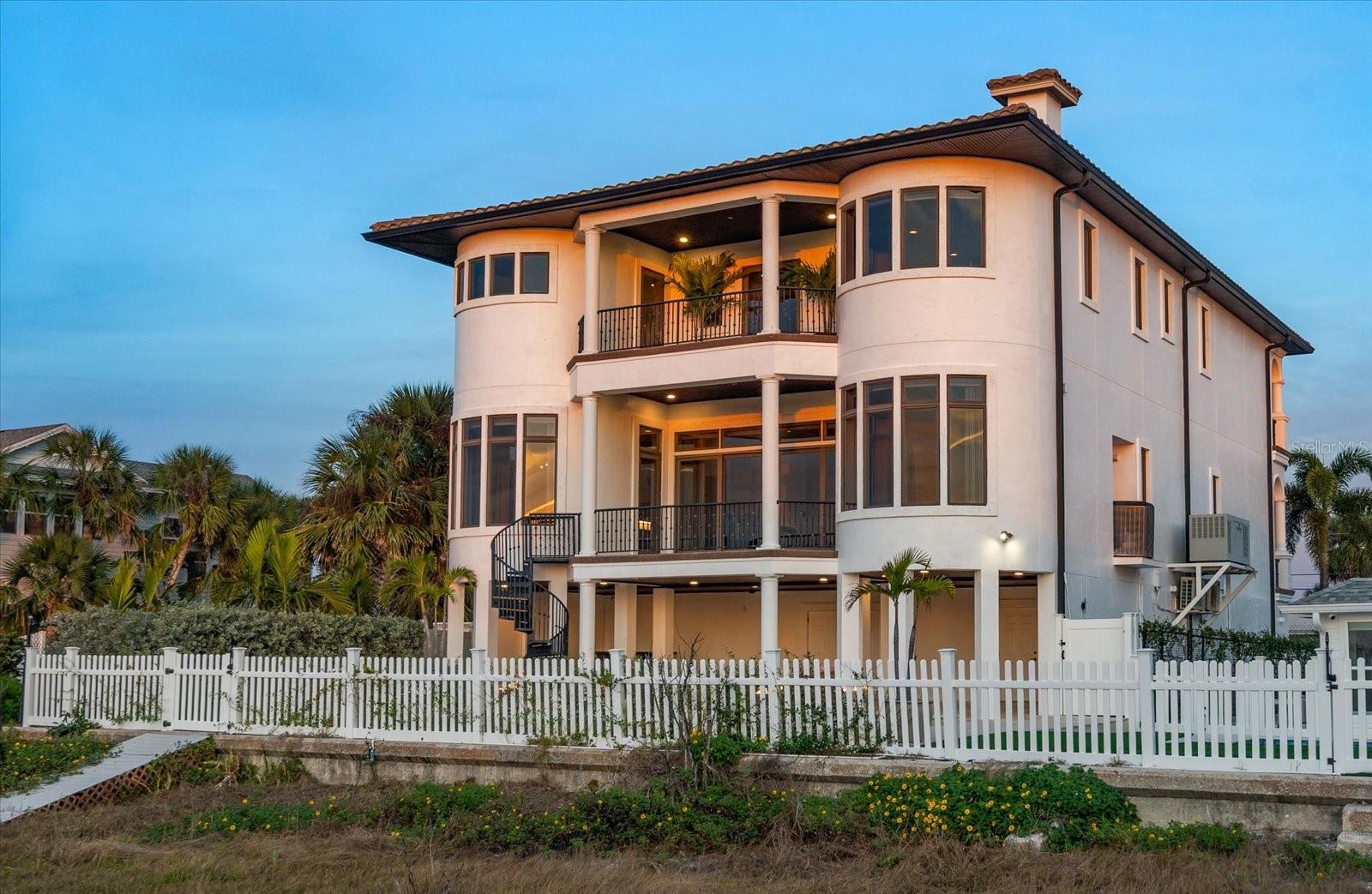 1040 ELDORADO AVE, CLEARWATER BEACH, FL, 33767