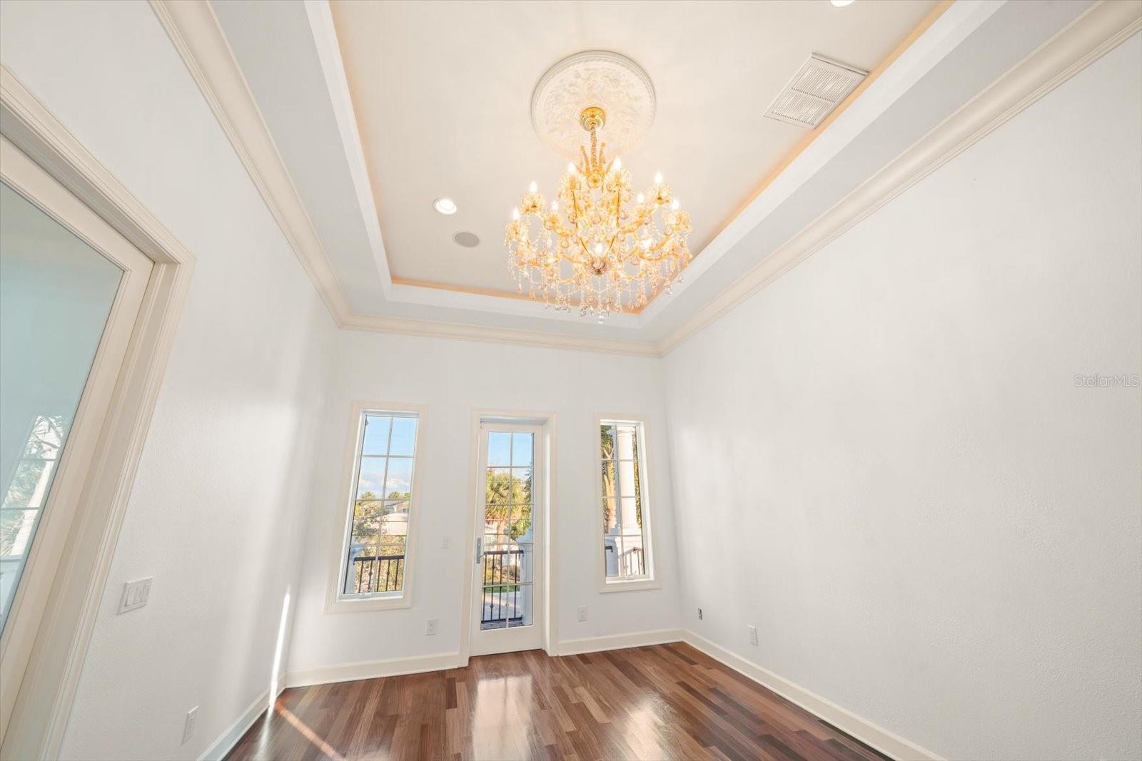 1040 ELDORADO AVE, CLEARWATER BEACH, FL, 33767