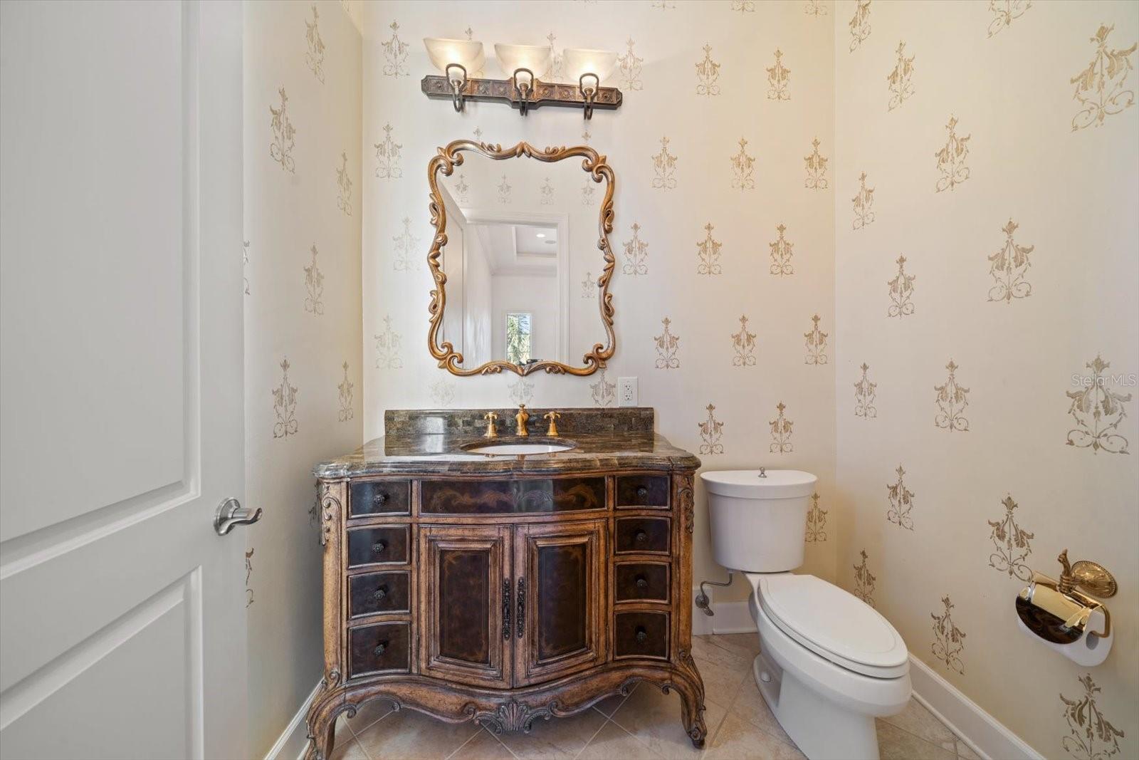 1040 ELDORADO AVE, CLEARWATER BEACH, FL, 33767