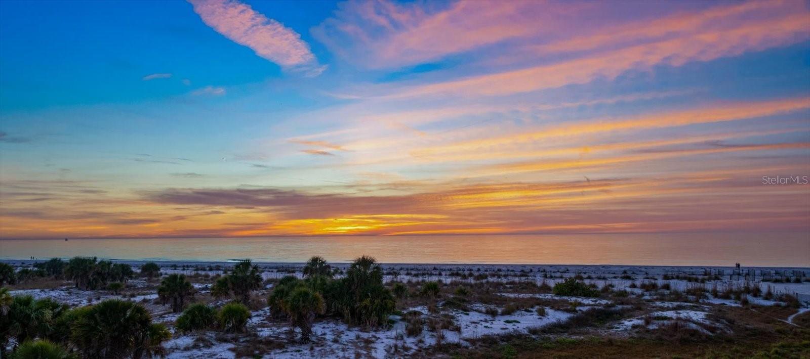 1040 ELDORADO AVE, CLEARWATER BEACH, FL, 33767