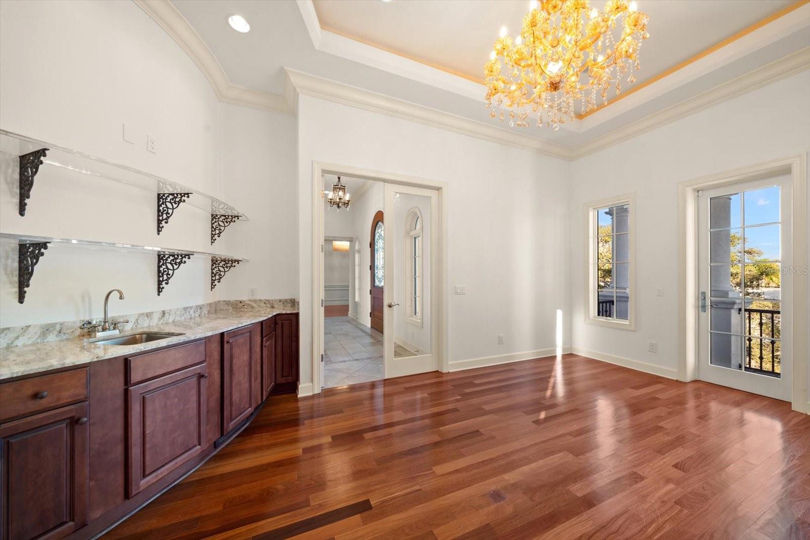 1040 ELDORADO AVE, CLEARWATER BEACH, FL, 33767