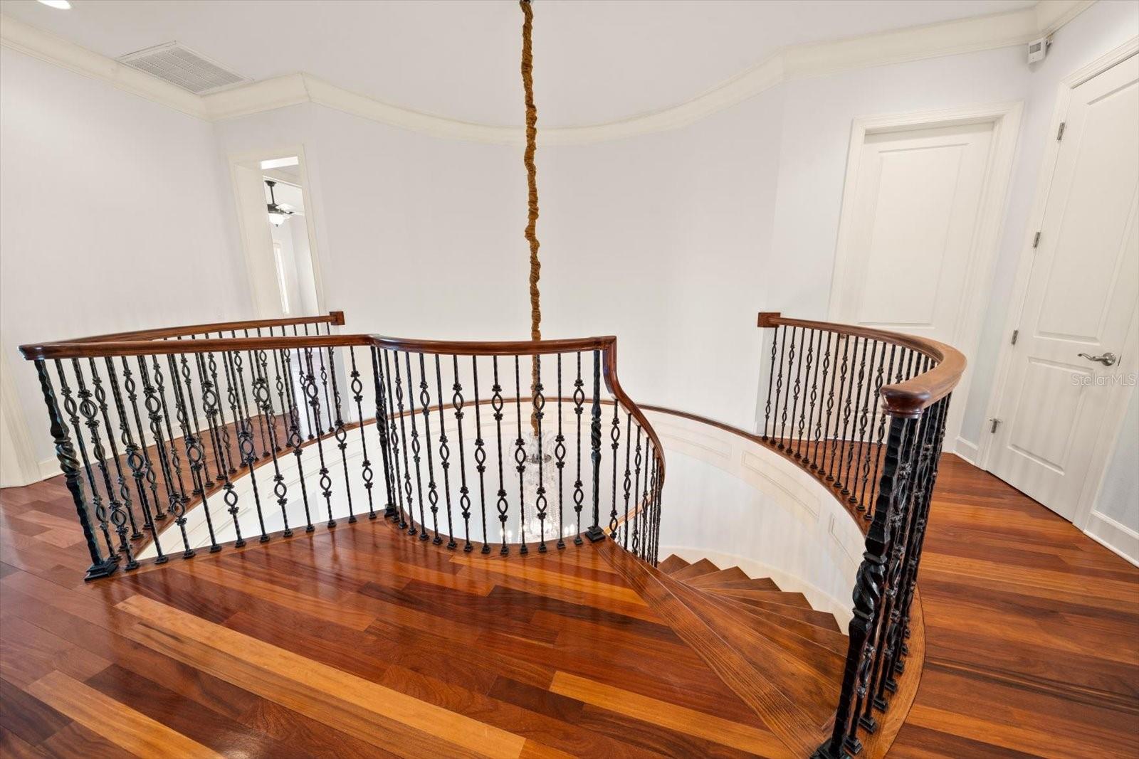 1040 ELDORADO AVE, CLEARWATER BEACH, FL, 33767