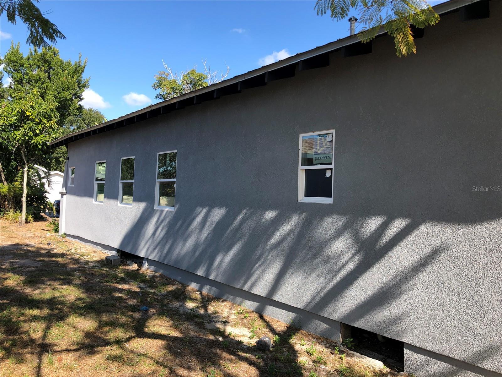 129 W PARK AVE, LAKE WALES, FL, 33853