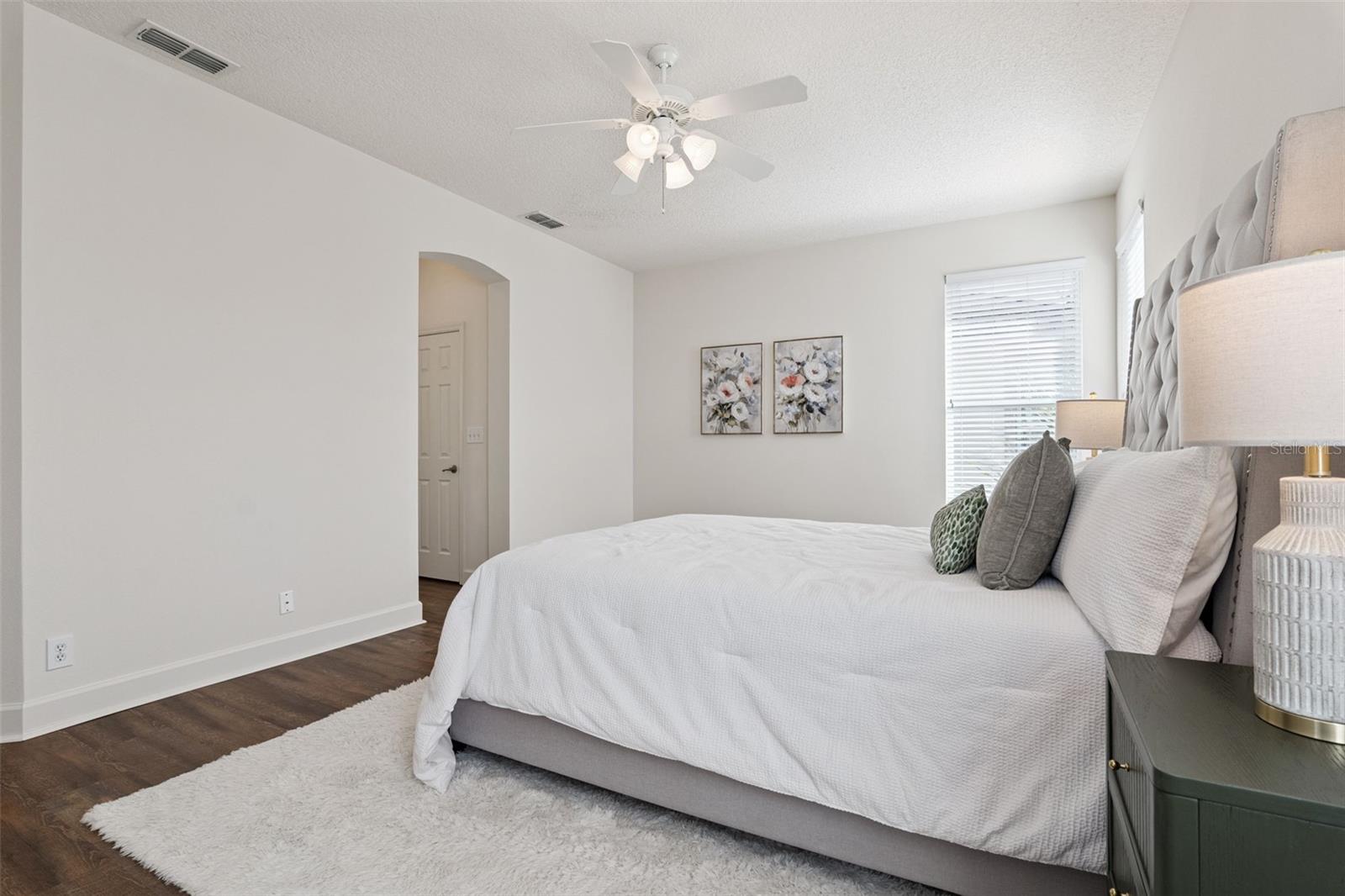 102 AVENHAM DRIVE, DELAND, FL, 32724