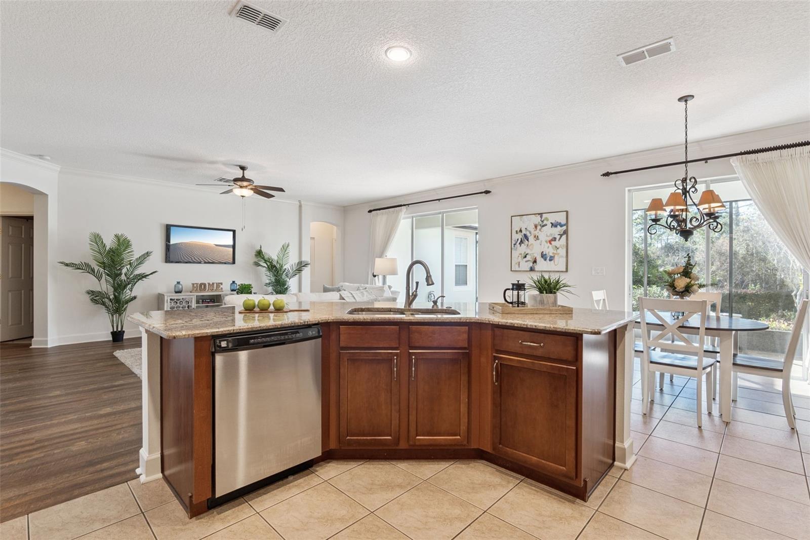 102 AVENHAM DRIVE, DELAND, FL, 32724