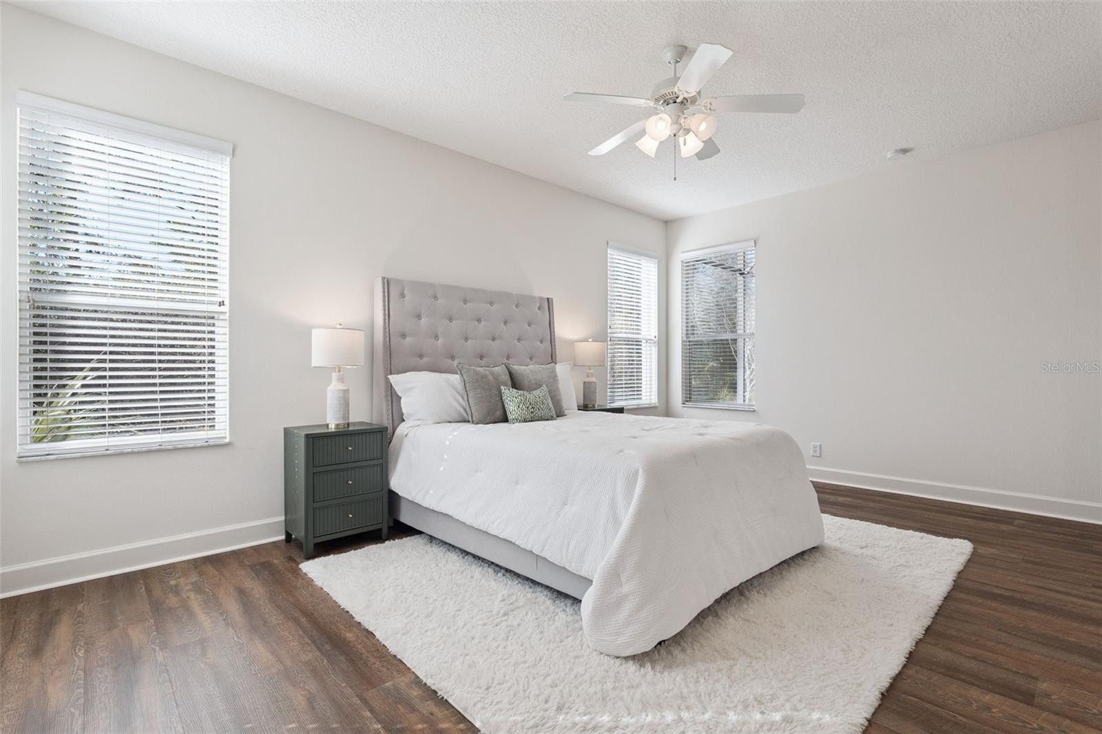 102 AVENHAM DRIVE, DELAND, FL, 32724