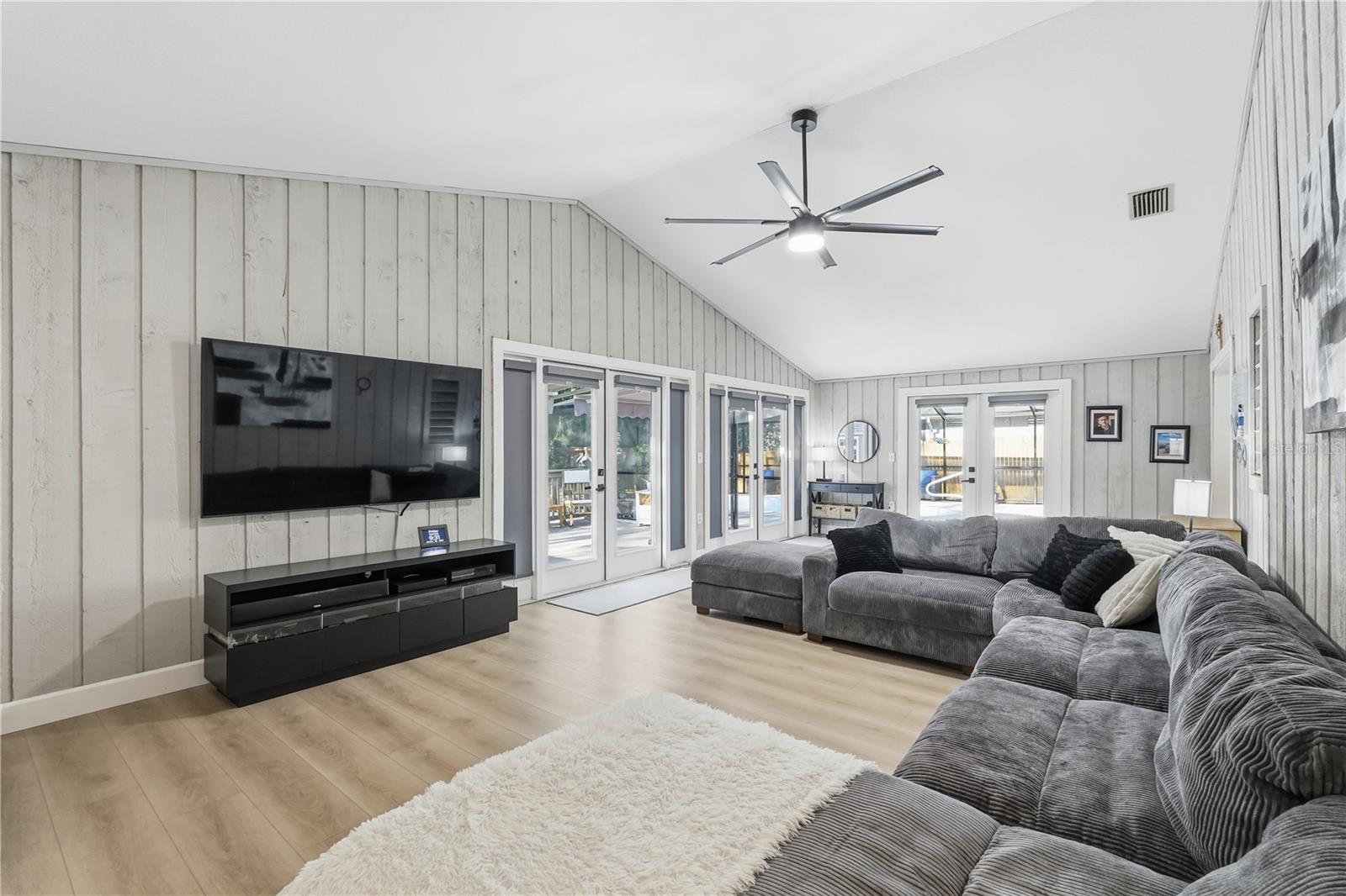 49 VALENCIA CIR, SAFETY HARBOR, FL, 34695