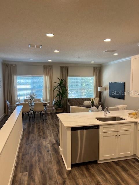 5735 DESERT ROSE PL, TAMPA, FL, 33615