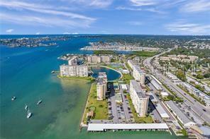 4550 COVE CIR #303, ST PETERSBURG, FL, 33708