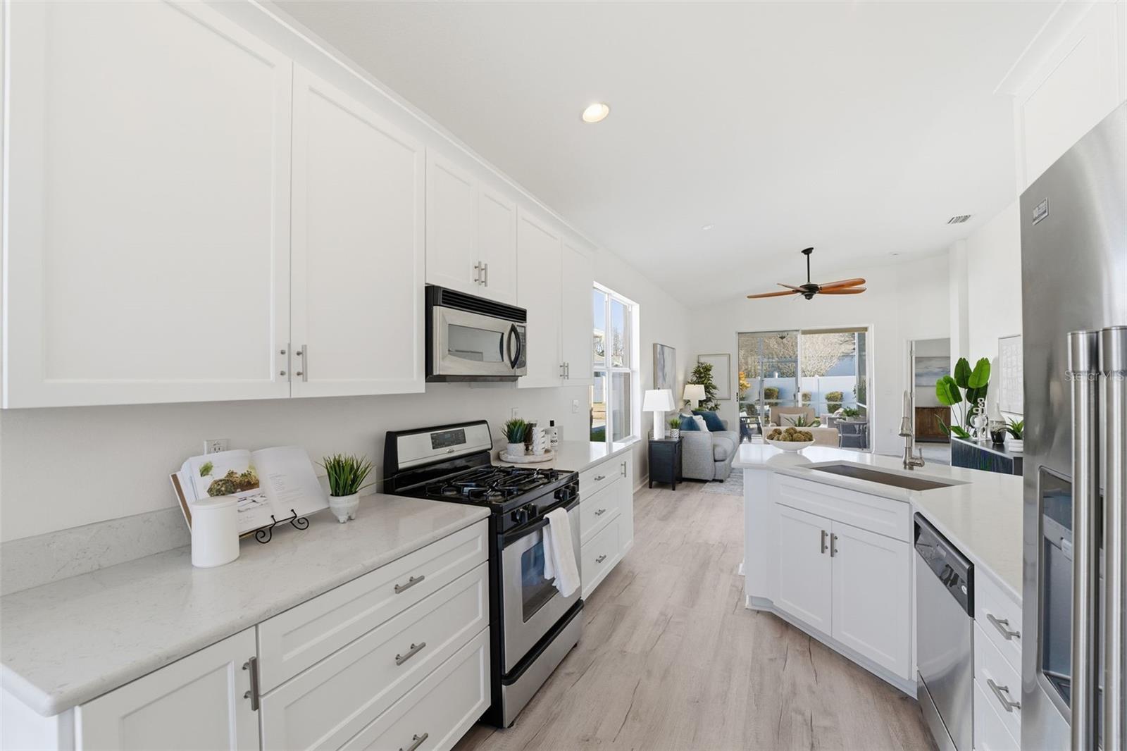 2912 TORRANCE DR, LAND O LAKES, FL, 34638