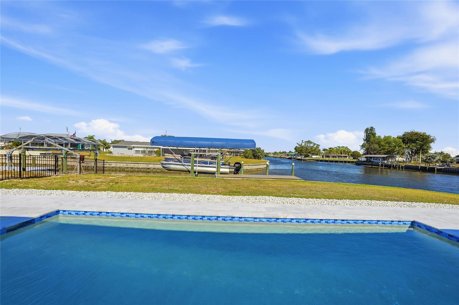 21398 EDGEWATER DR, PORT CHARLOTTE, FL, 33952