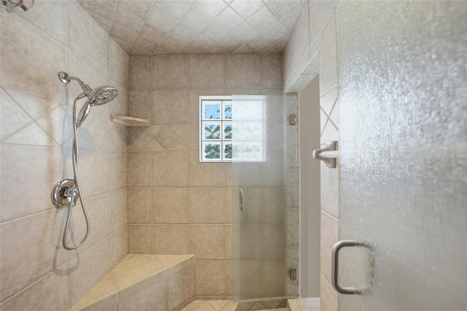 21398 EDGEWATER DR, PORT CHARLOTTE, FL, 33952