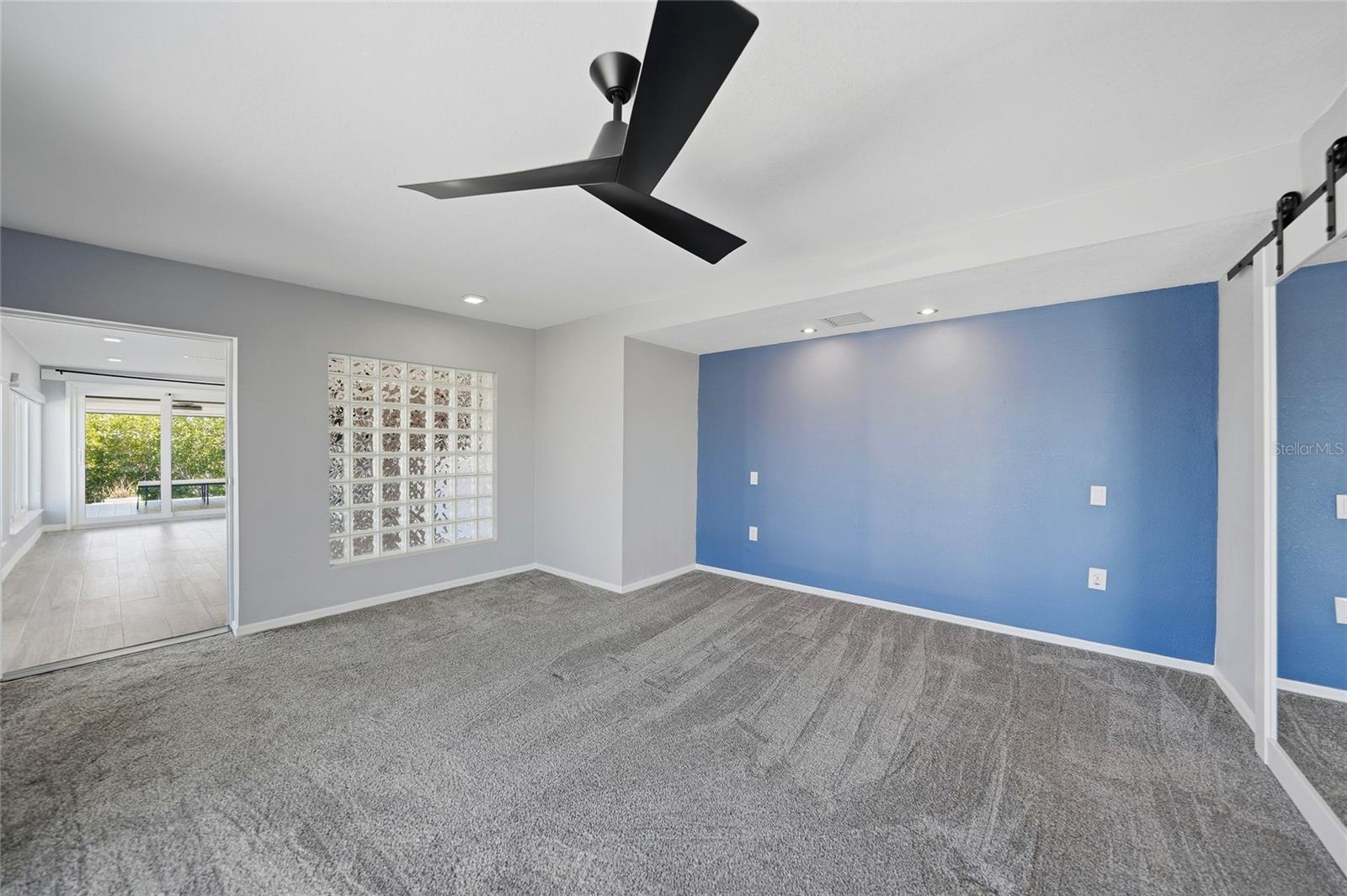 21398 EDGEWATER DR, PORT CHARLOTTE, FL, 33952