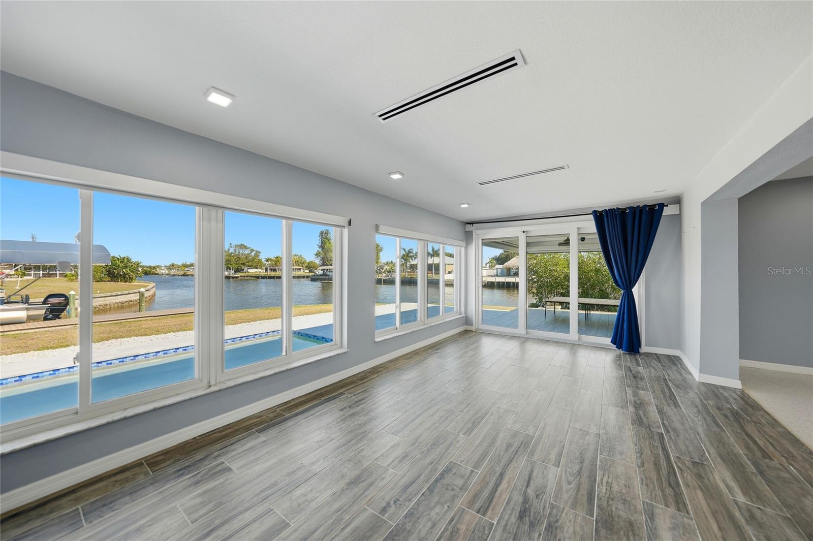 21398 EDGEWATER DR, PORT CHARLOTTE, FL, 33952