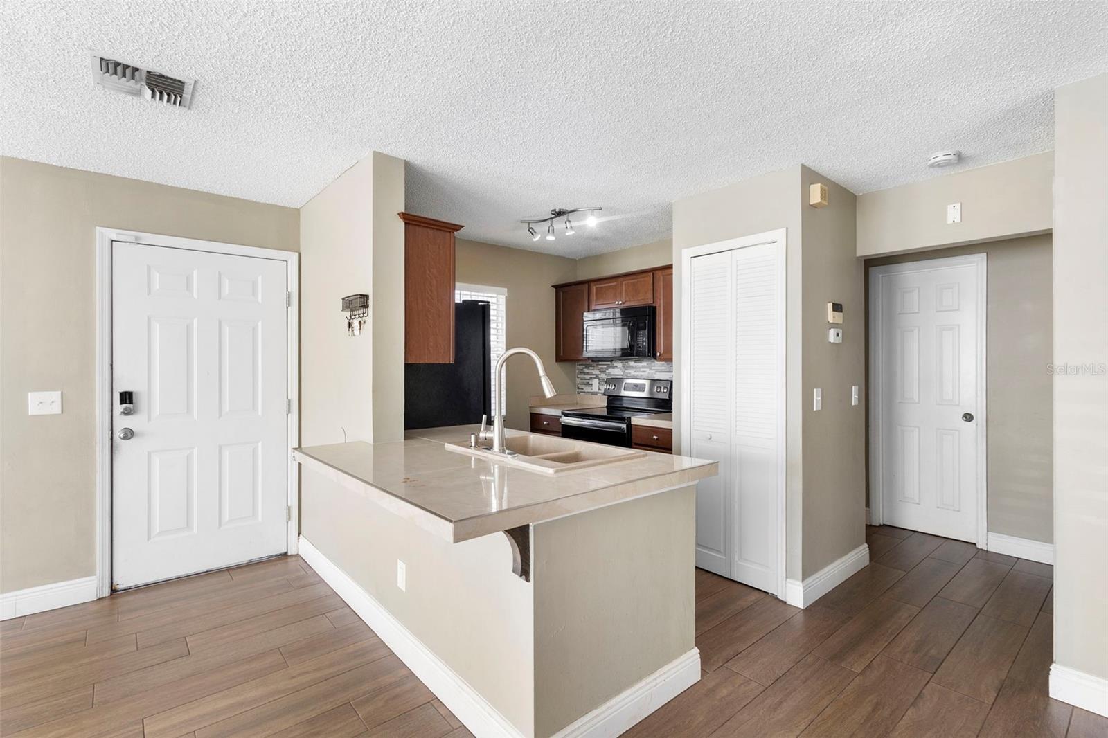 942 BAKEWELL CT #102, LAKE MARY, FL, 32746