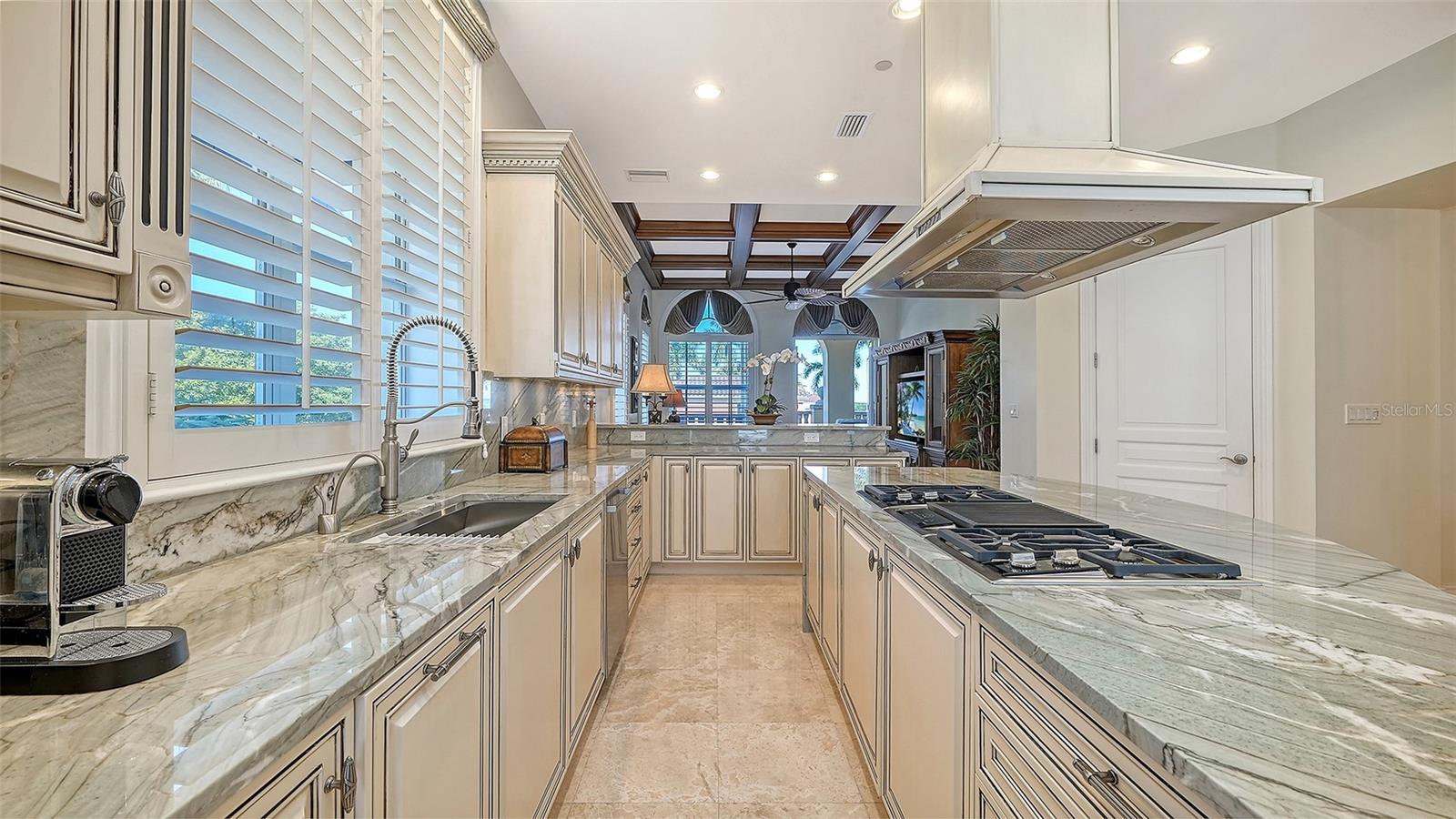 A4680618 Property Photo