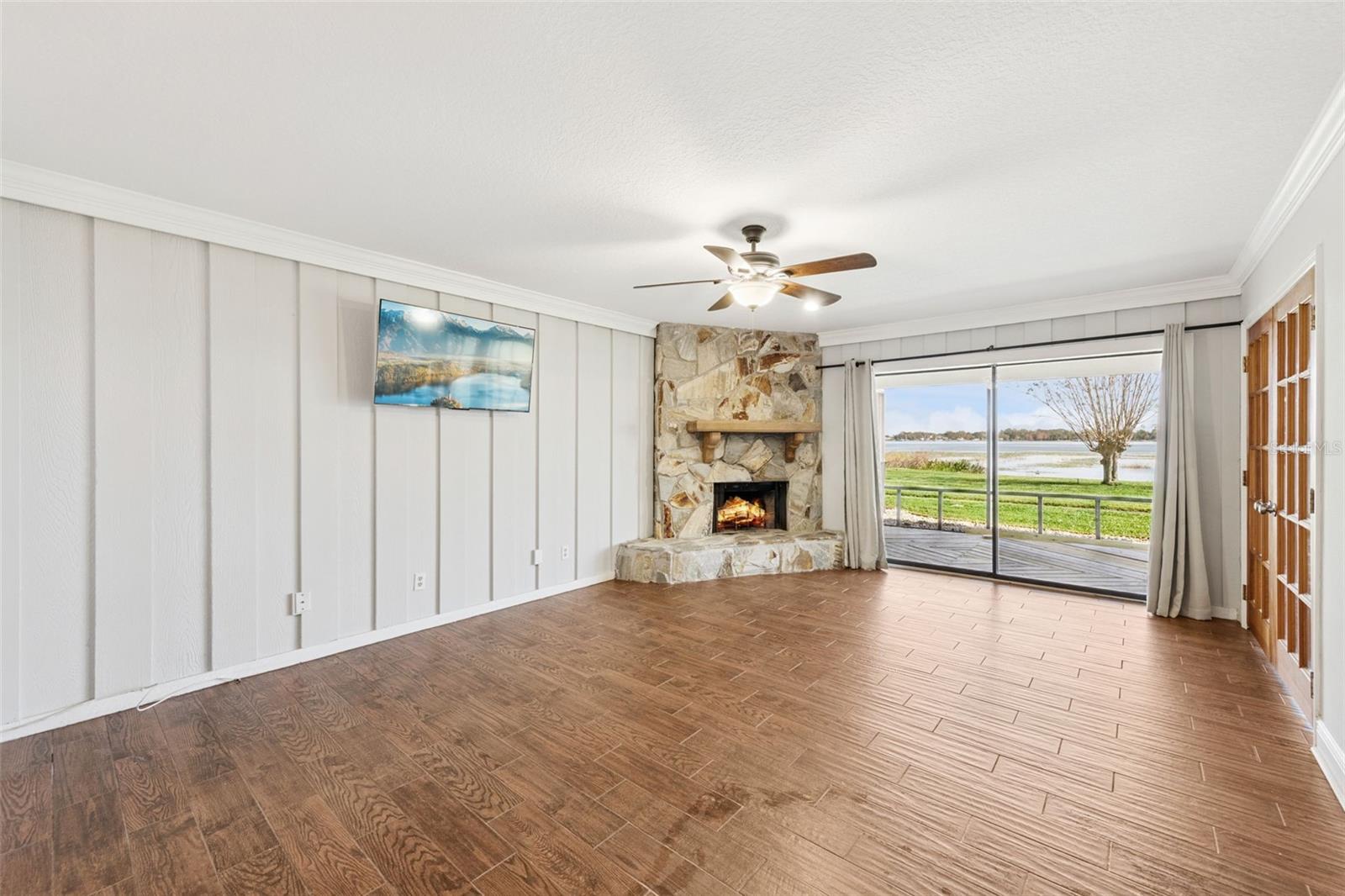 2410 HARTRIDGE POINT DR W, WINTER HAVEN, FL, 33881