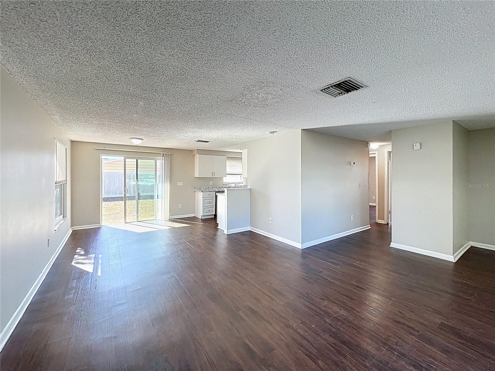 8508 WOODHURST DR, TAMPA, FL, 33615