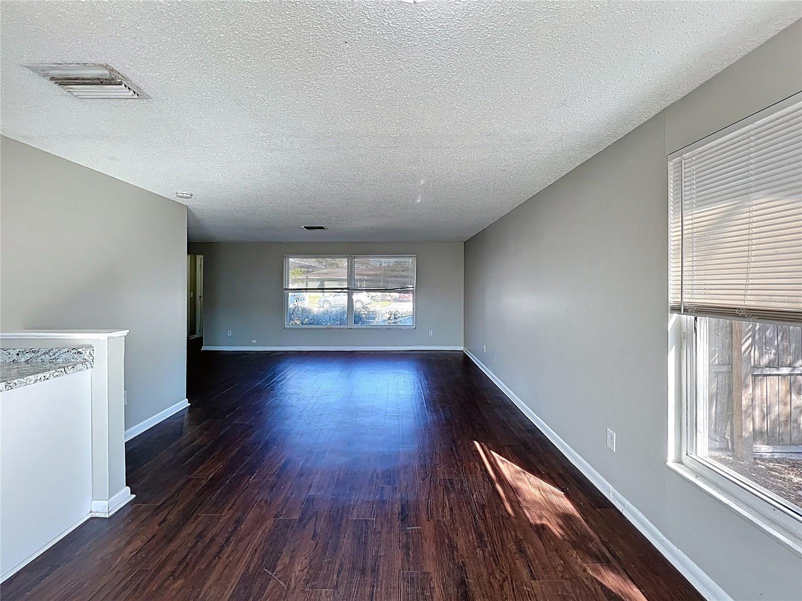 8508 WOODHURST DR, TAMPA, FL, 33615