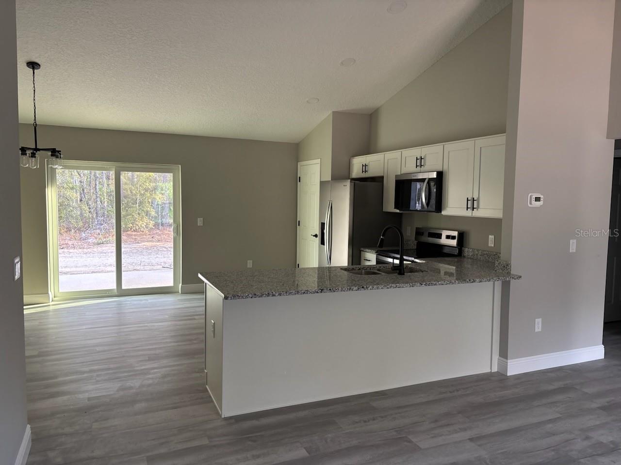 9175 N COMMODORE DR, DUNNELLON, FL, 34434