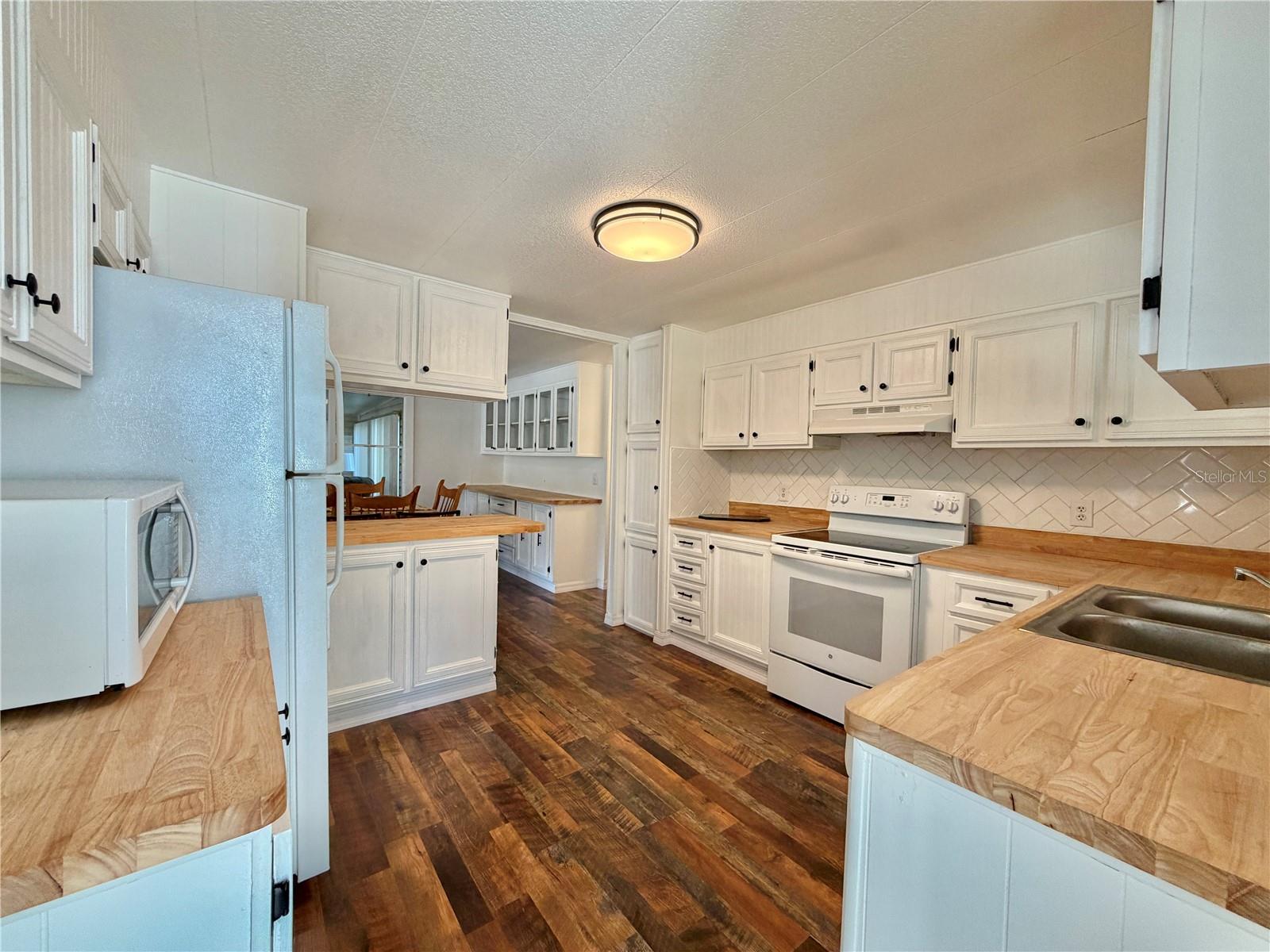 103 TAMARISK WAY, LEESBURG, FL, 34748