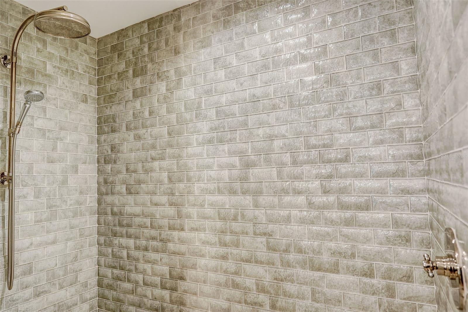 125 S BLVD OF PRESIDENTS, SARASOTA, FL, 34236