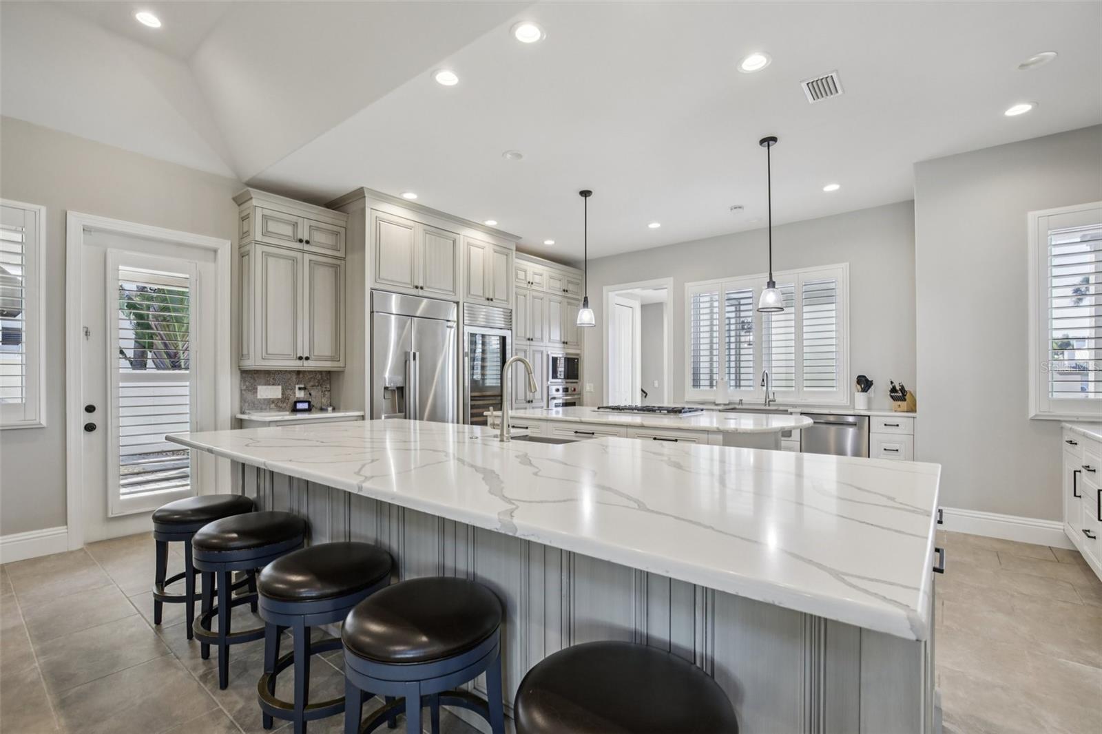 A4680622 Property Photo